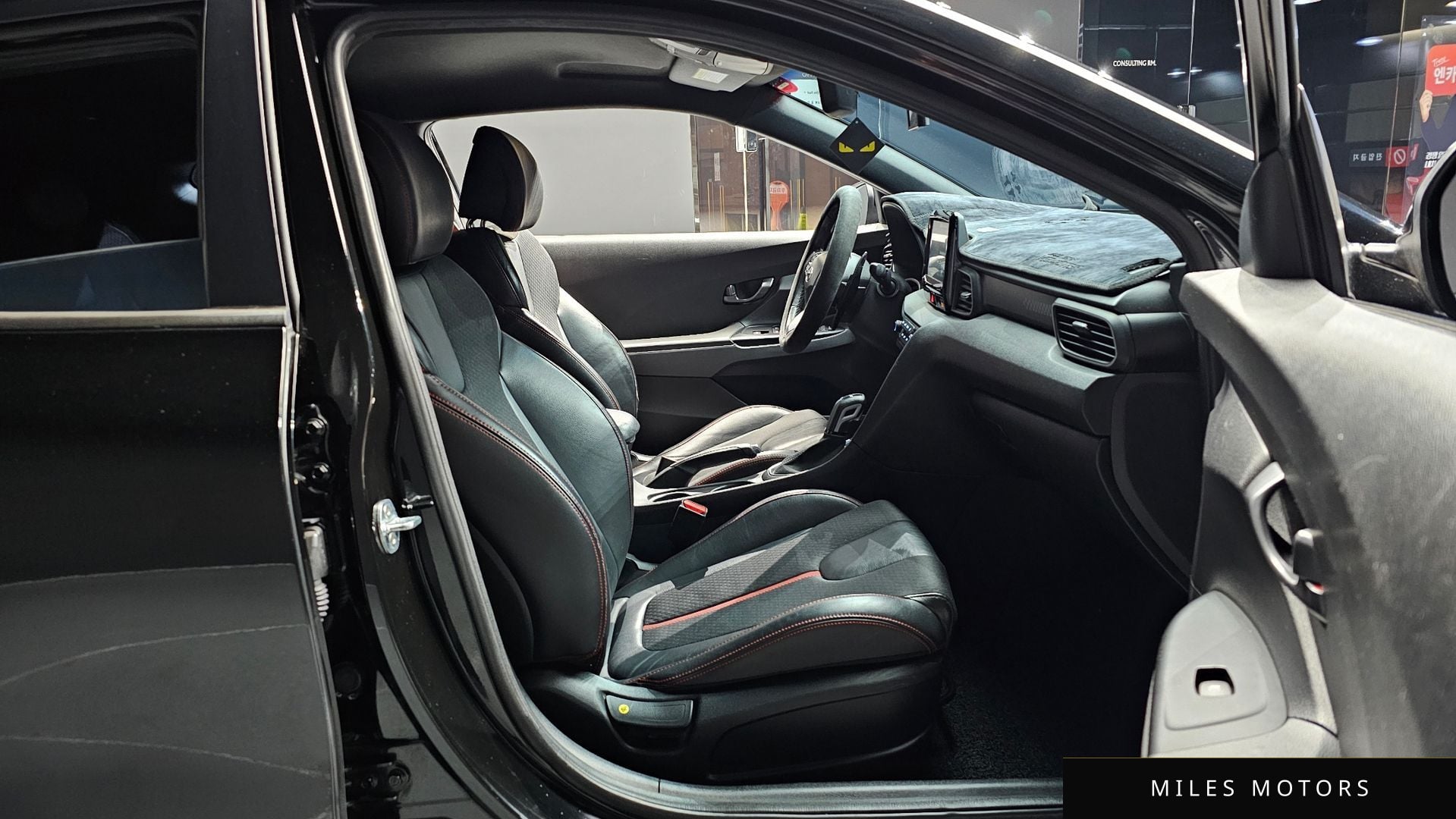 Hyundai Veloster 2018 — миниатюра 10