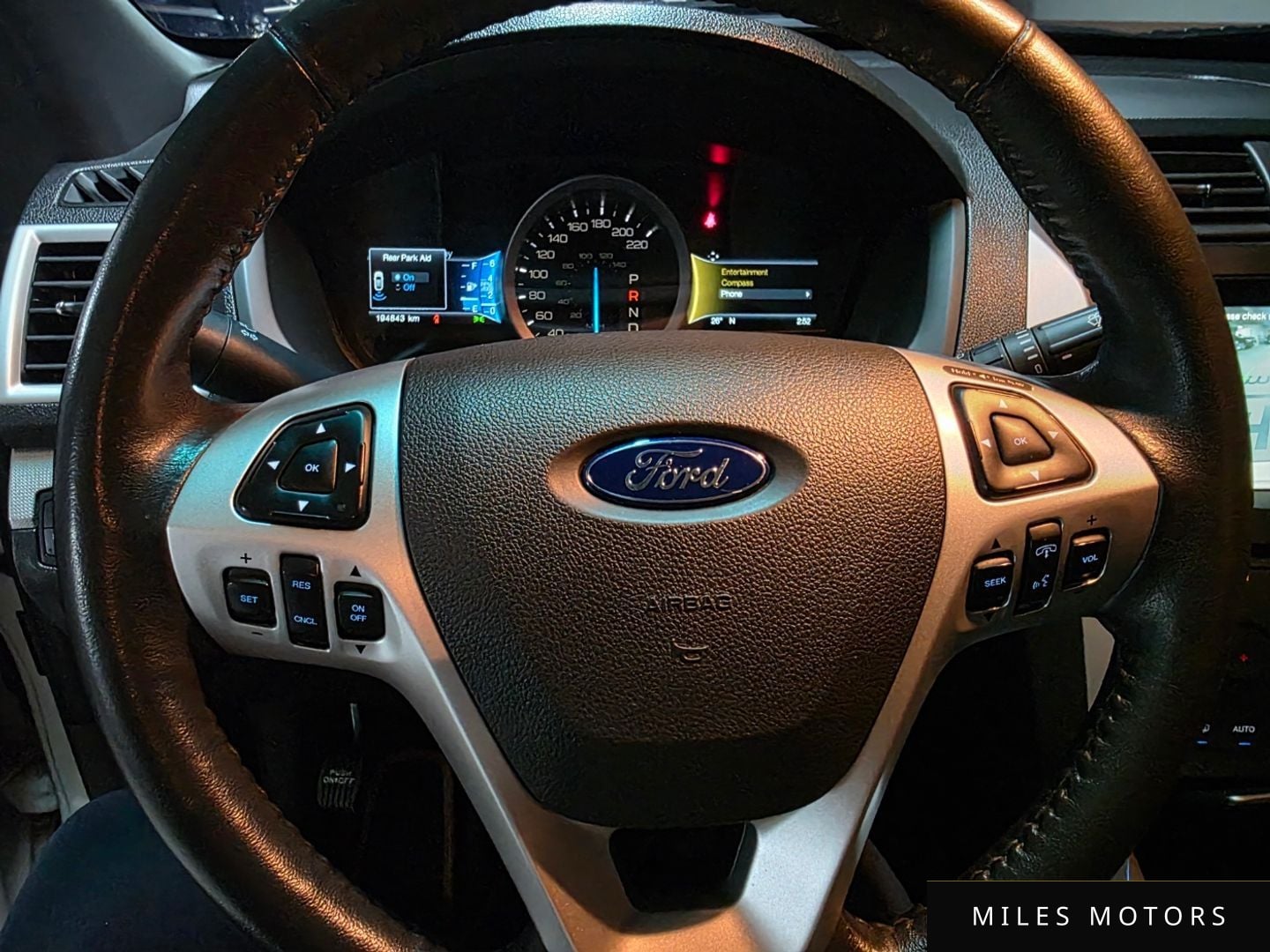 Ford Explorer 2014 — миниатюра 10
