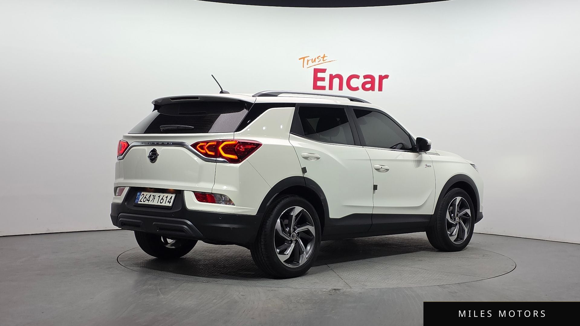 KG Mobility Beautiful Korando 2021 — миниатюра 2
