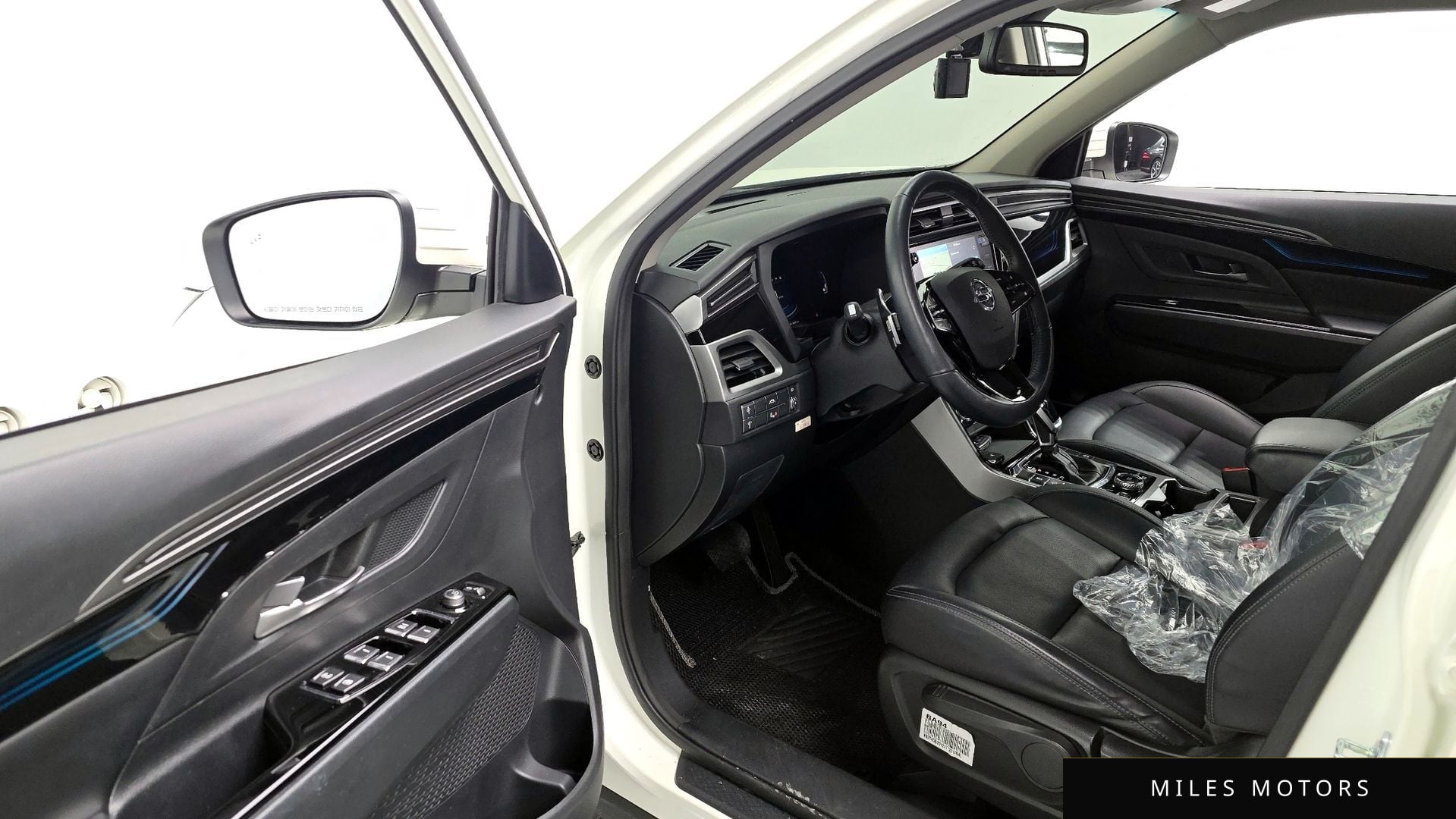 KG Mobility Beautiful Korando 2021 — миниатюра 10