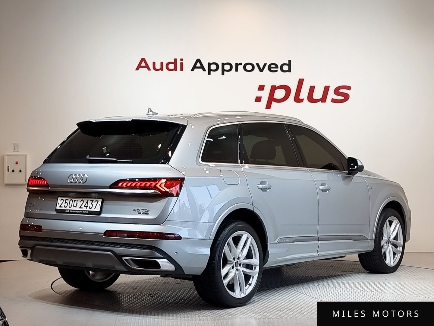 Audi Q7 (4M) 2023 — миниатюра 2