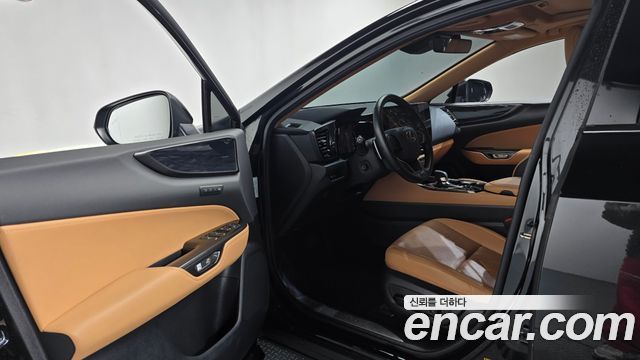 Лексус NX350h 2024 — миниатюра 10