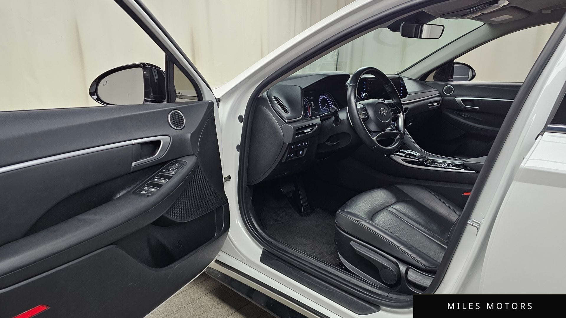 Hyundai Sonata 2022 — миниатюра 10