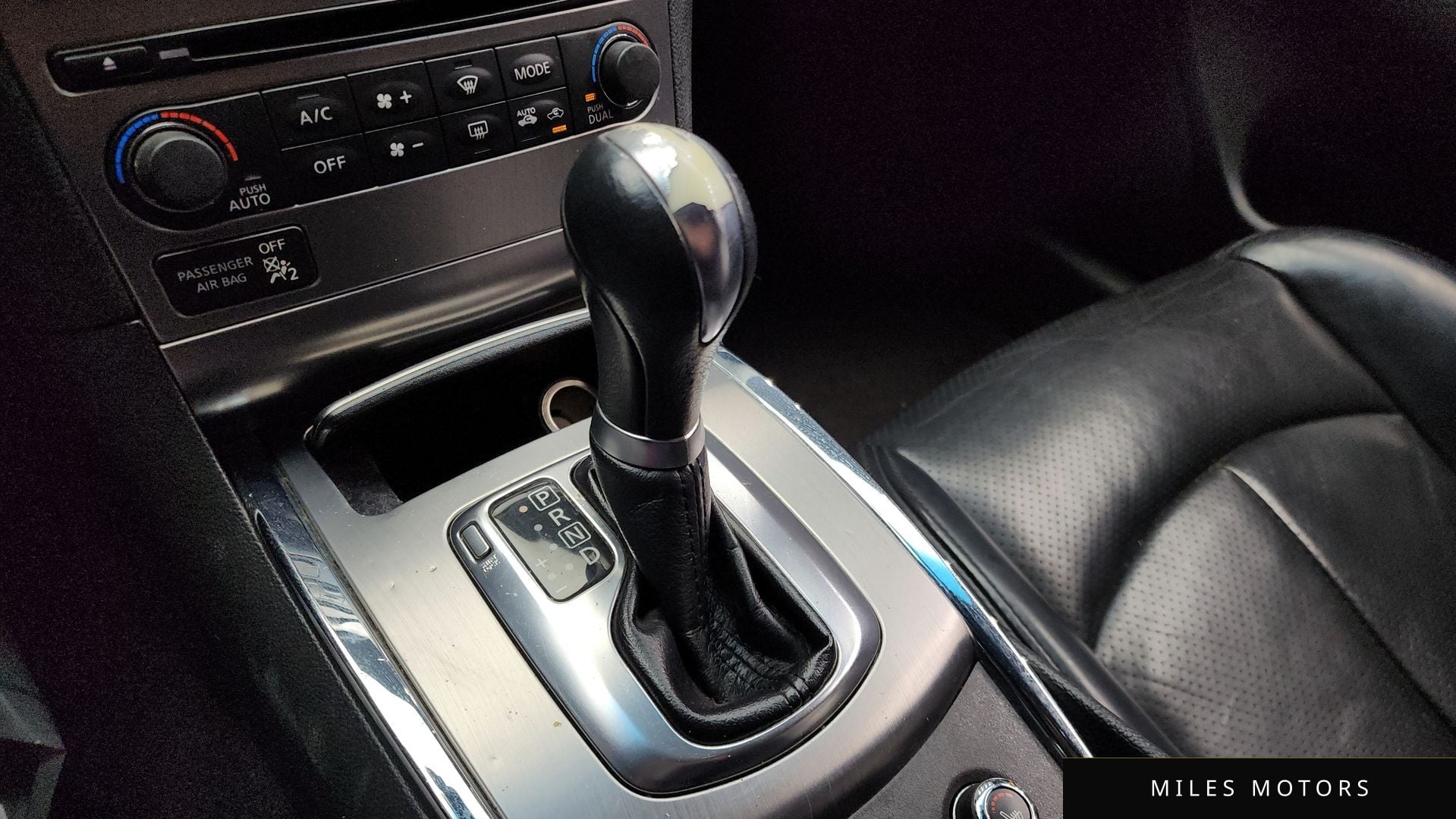 Infiniti G25 2011 — миниатюра 9