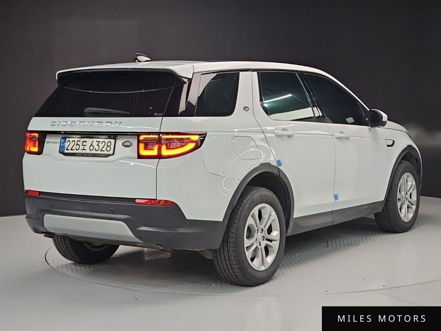 Land Rover Discovery Sport 2021 — миниатюра 3