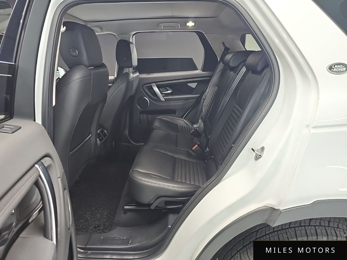 Land Rover Discovery Sport 2021 — миниатюра 11