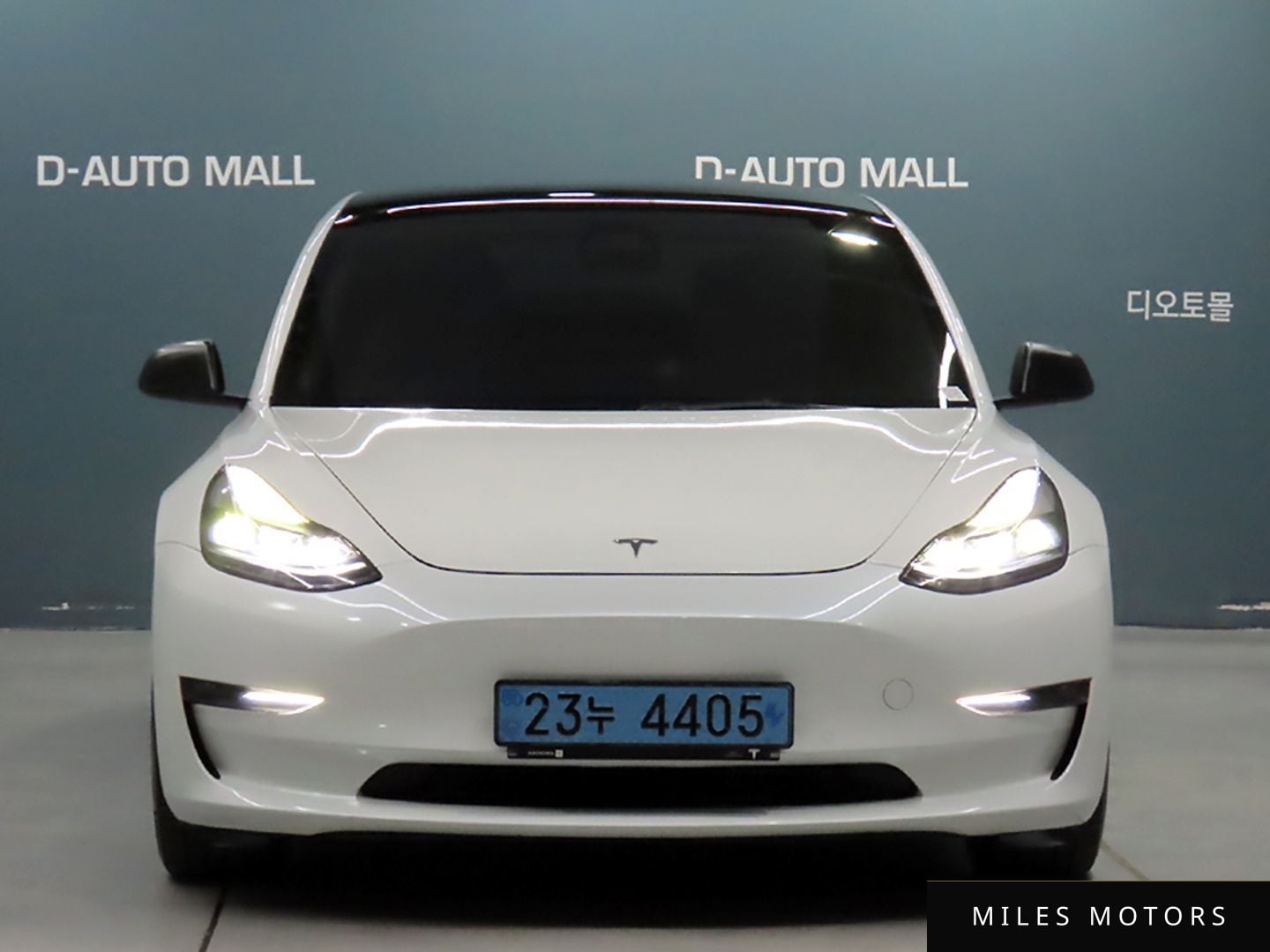 Tesla Model 3 2022 — миниатюра 2