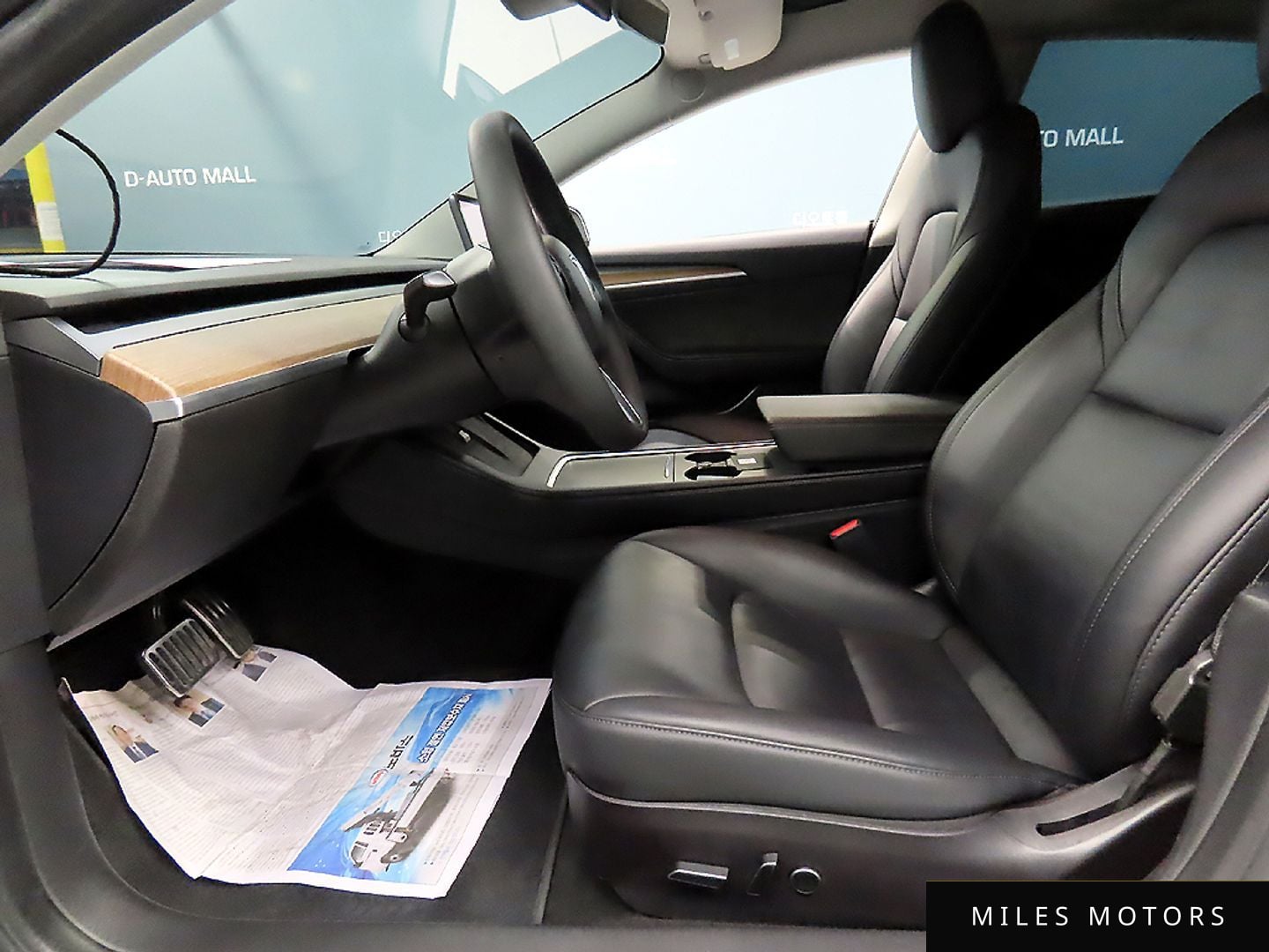 Tesla Model 3 2022 — миниатюра 6