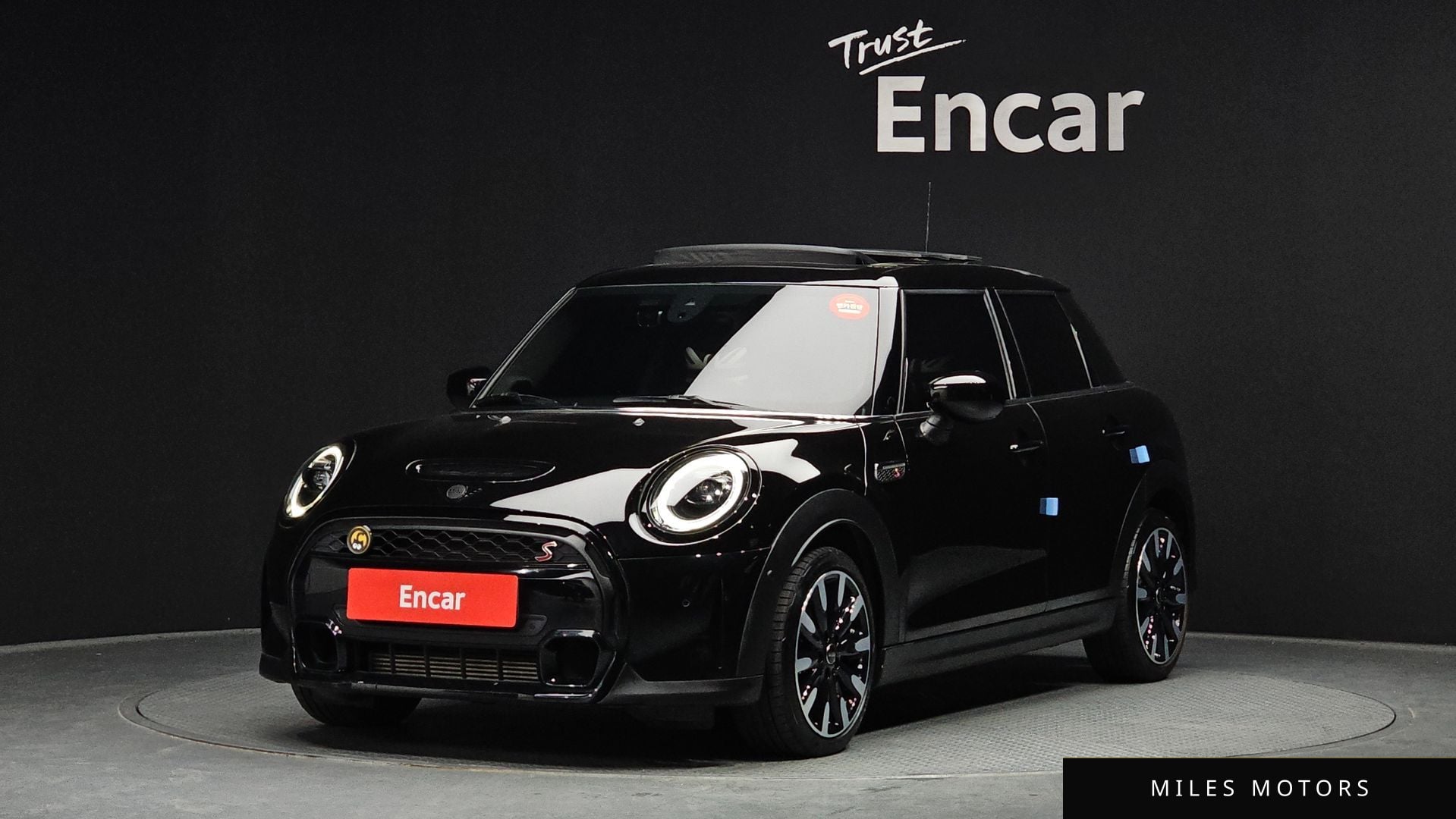 MINI Cooper S 2022 — фото 1 из 12
