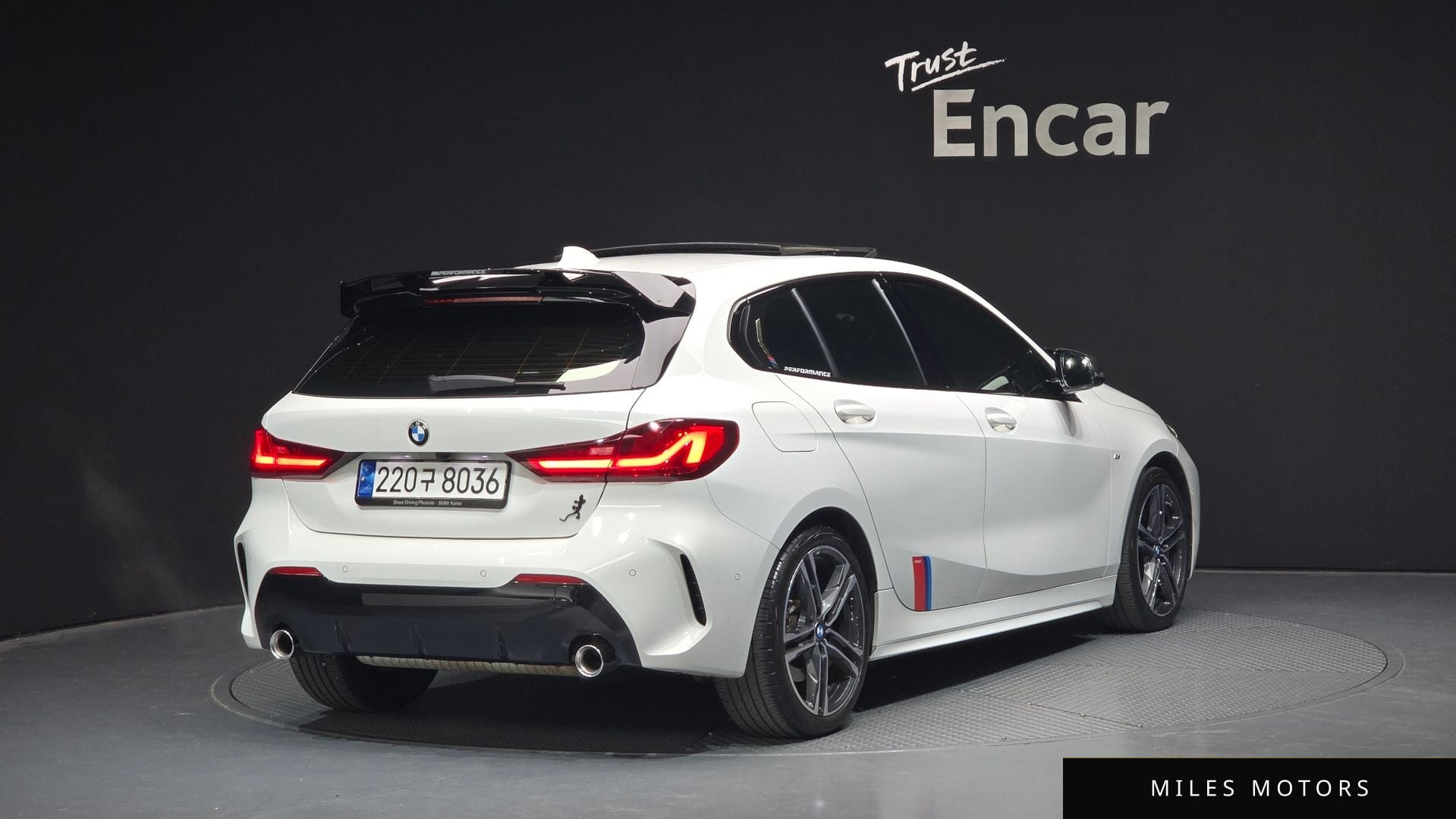 BMW 1 Series (F40) 2023 — миниатюра 2