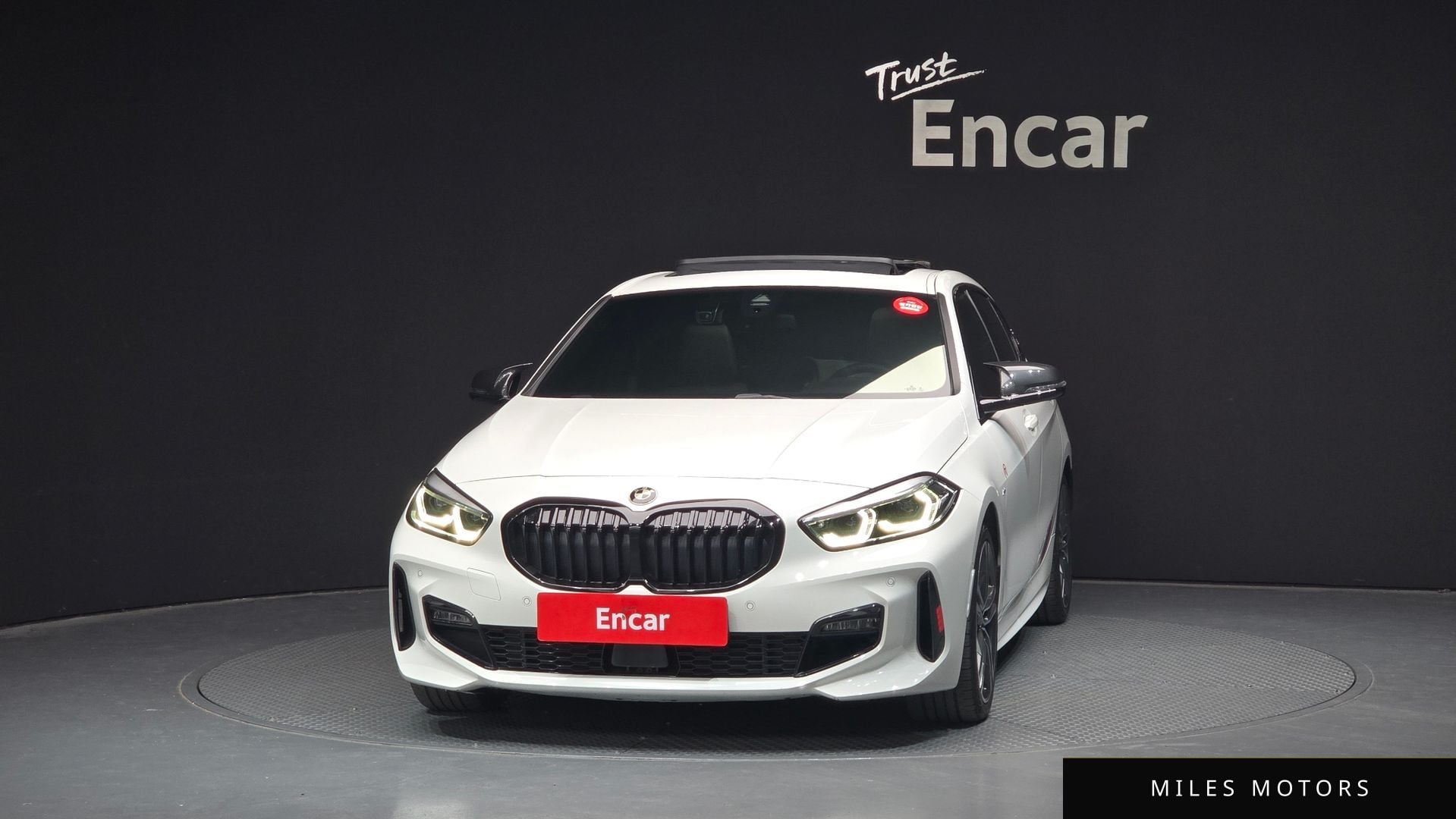 BMW 1 Series (F40) 2023 — миниатюра 3