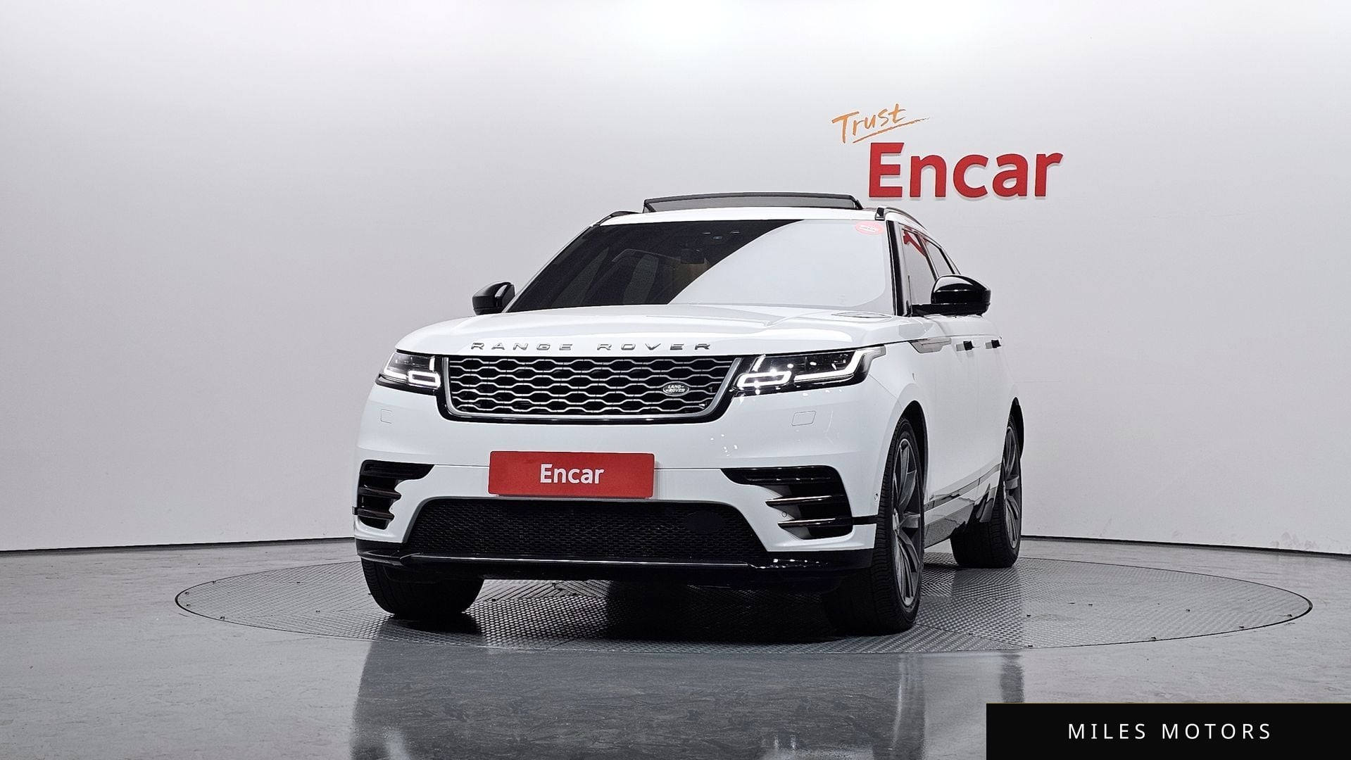 Land Rover Range Rover Velar 2020 — миниатюра 3
