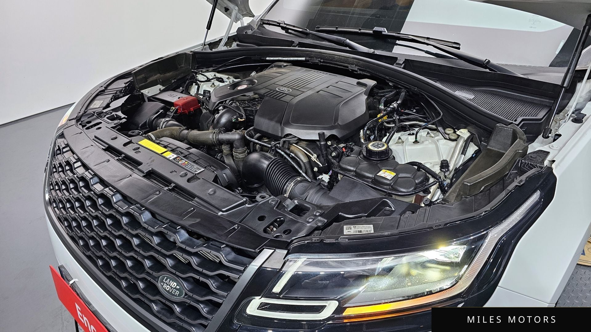 Land Rover Range Rover Velar 2020 — миниатюра 6
