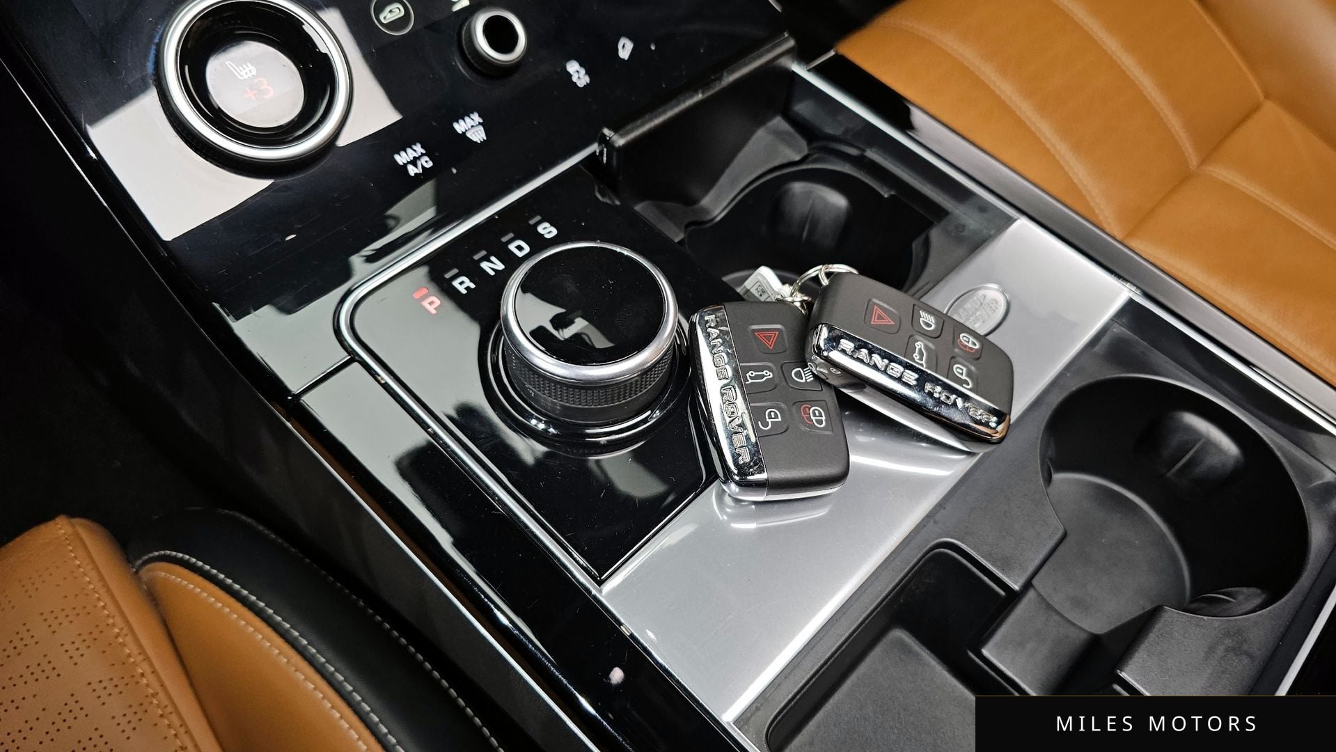 Land Rover Range Rover Velar 2020 — миниатюра 9