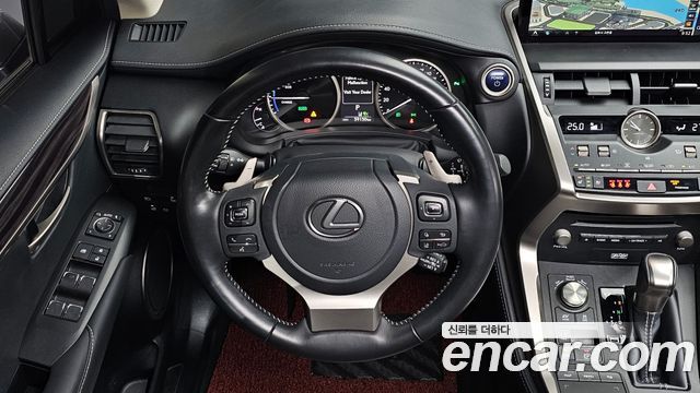 Лексус NX300h 2021 — миниатюра 14