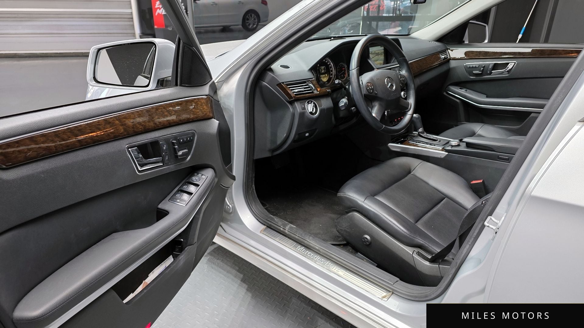 Mercedes-Benz E-클래스 W212 2011 — миниатюра 11