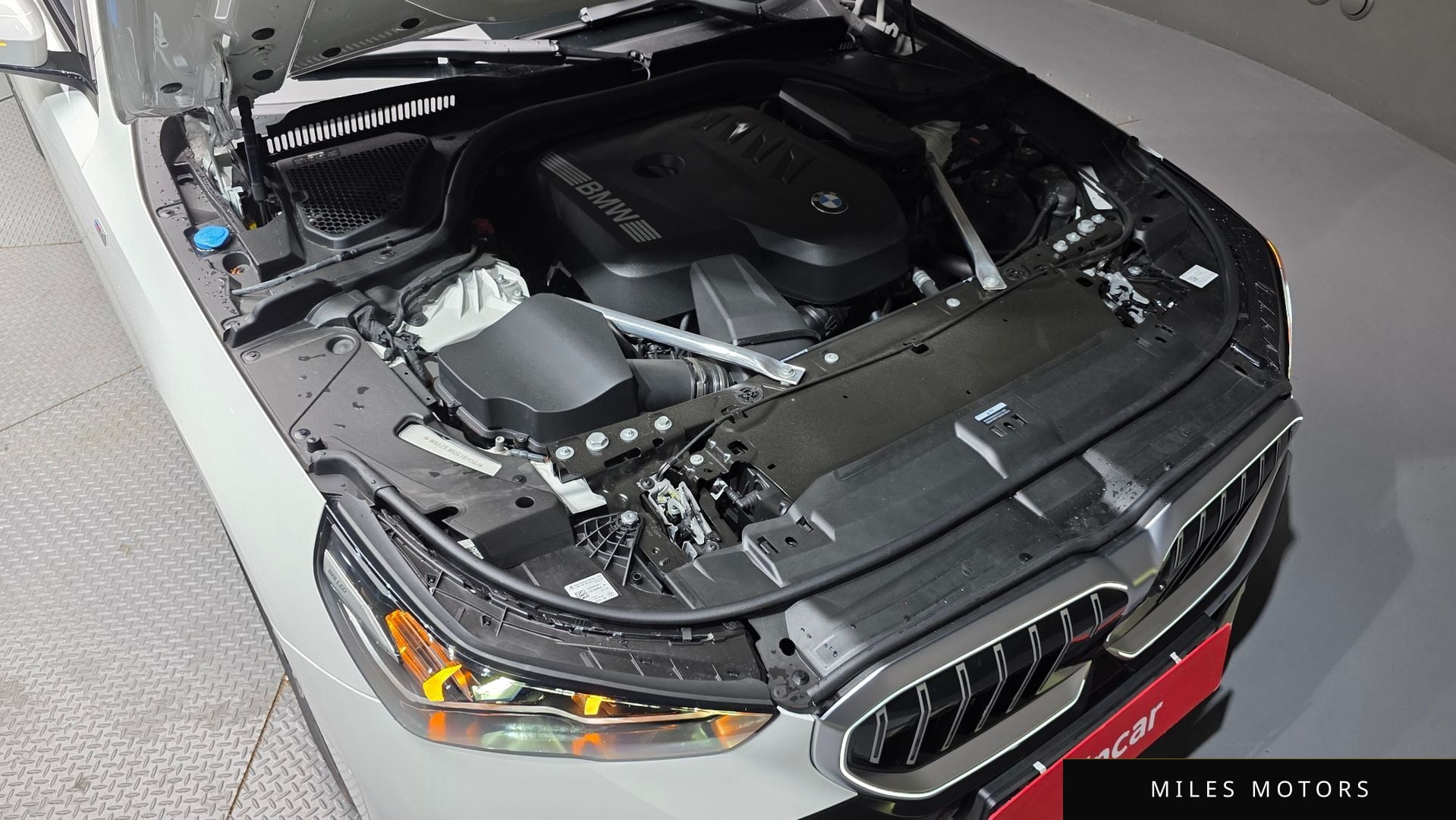 BMW 5 Series (G60) 2025 — миниатюра 6