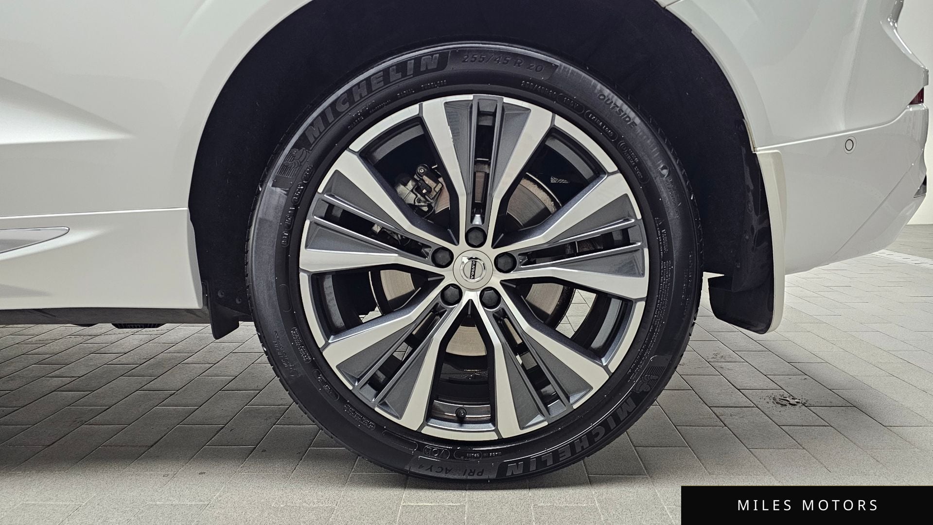 Volvo XC60 2022 — миниатюра 5