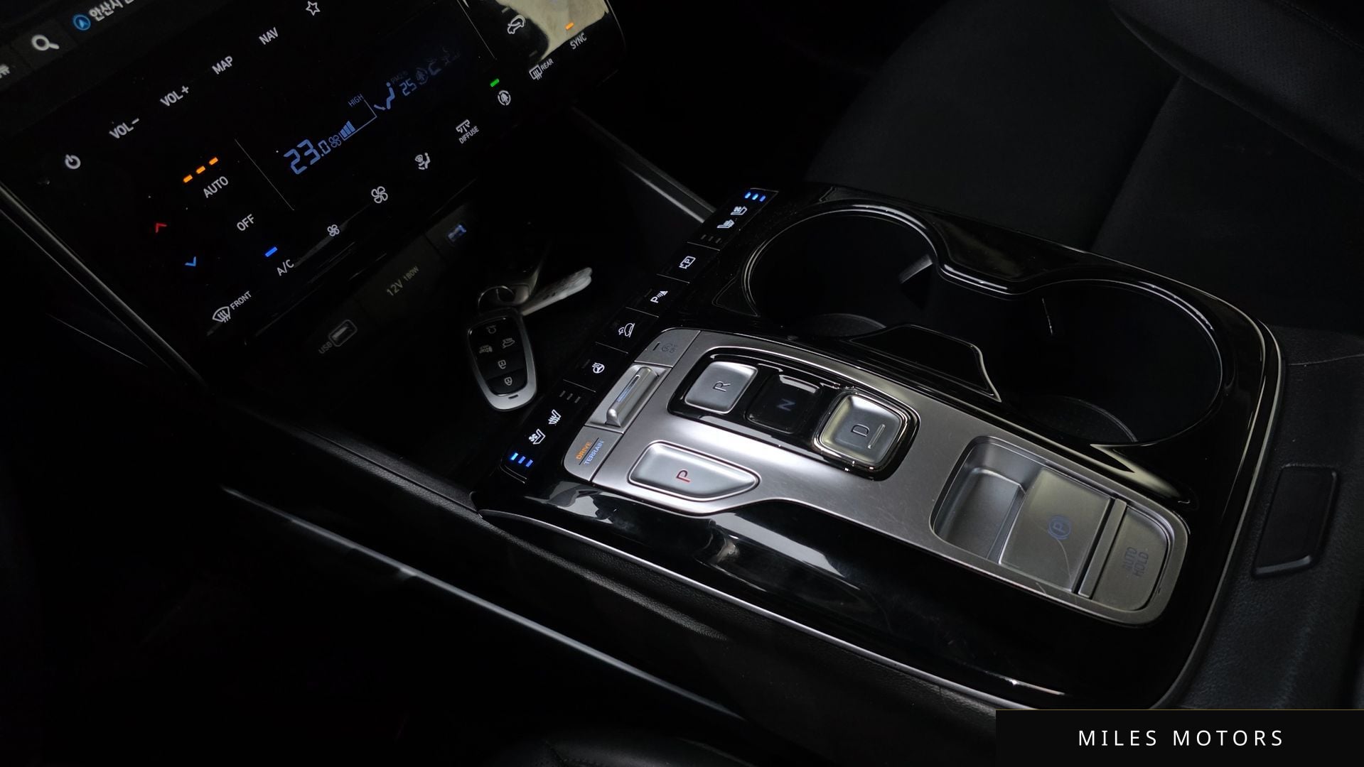 Hyundai Tucson 2023 — миниатюра 9