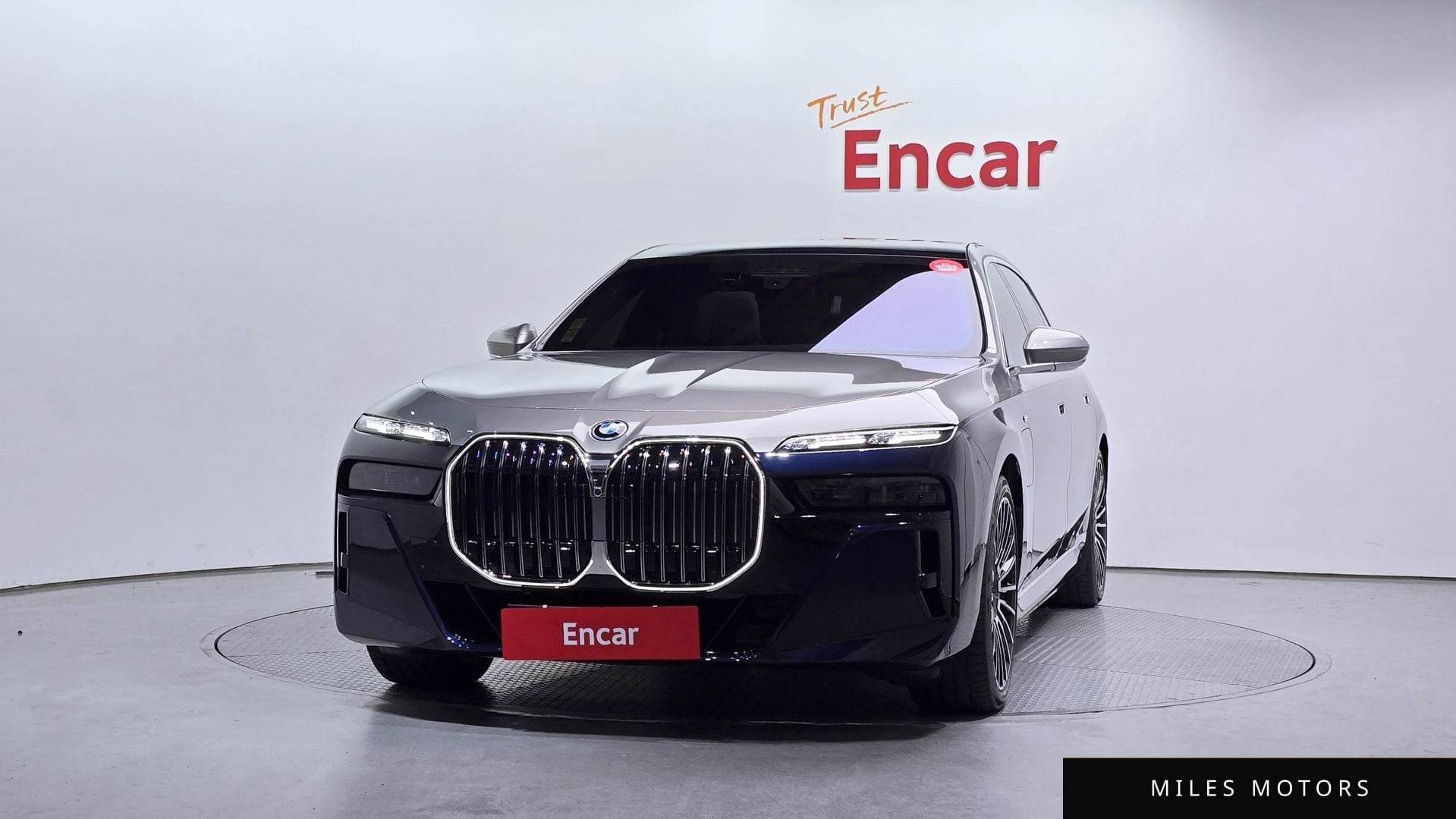 BMW 7 Series (G70) 2025 — миниатюра 3