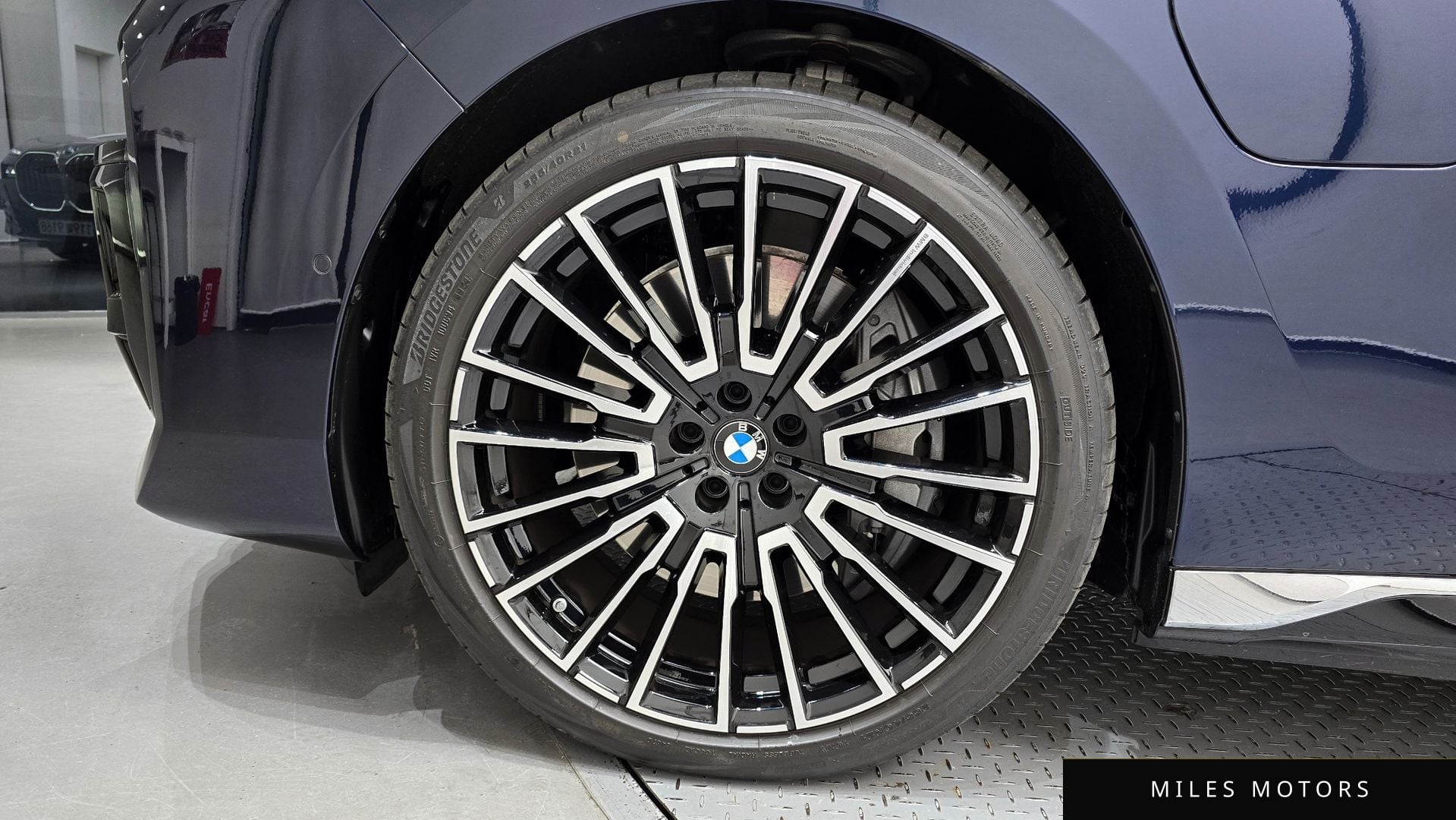 BMW 7 Series (G70) 2025 — миниатюра 5