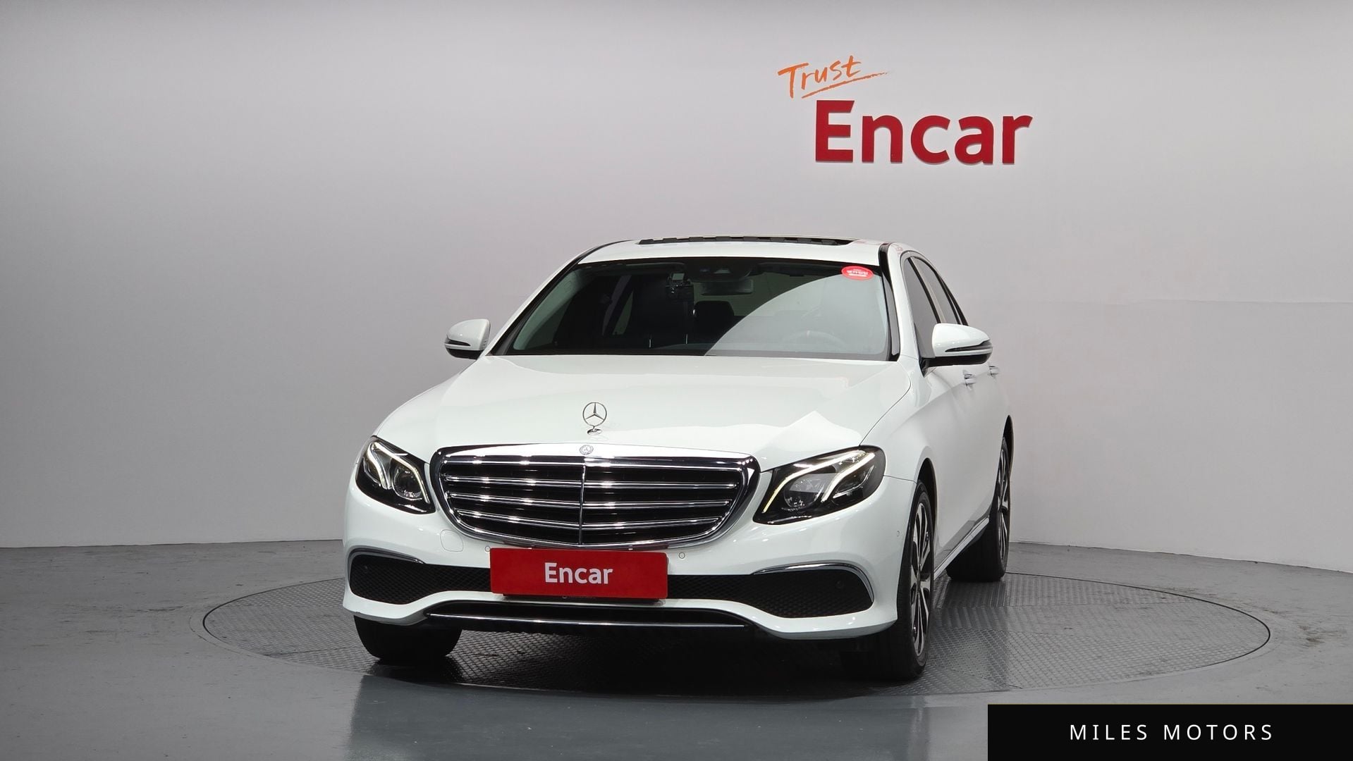 Mercedes-Benz E-Class W213 2017 — миниатюра 3