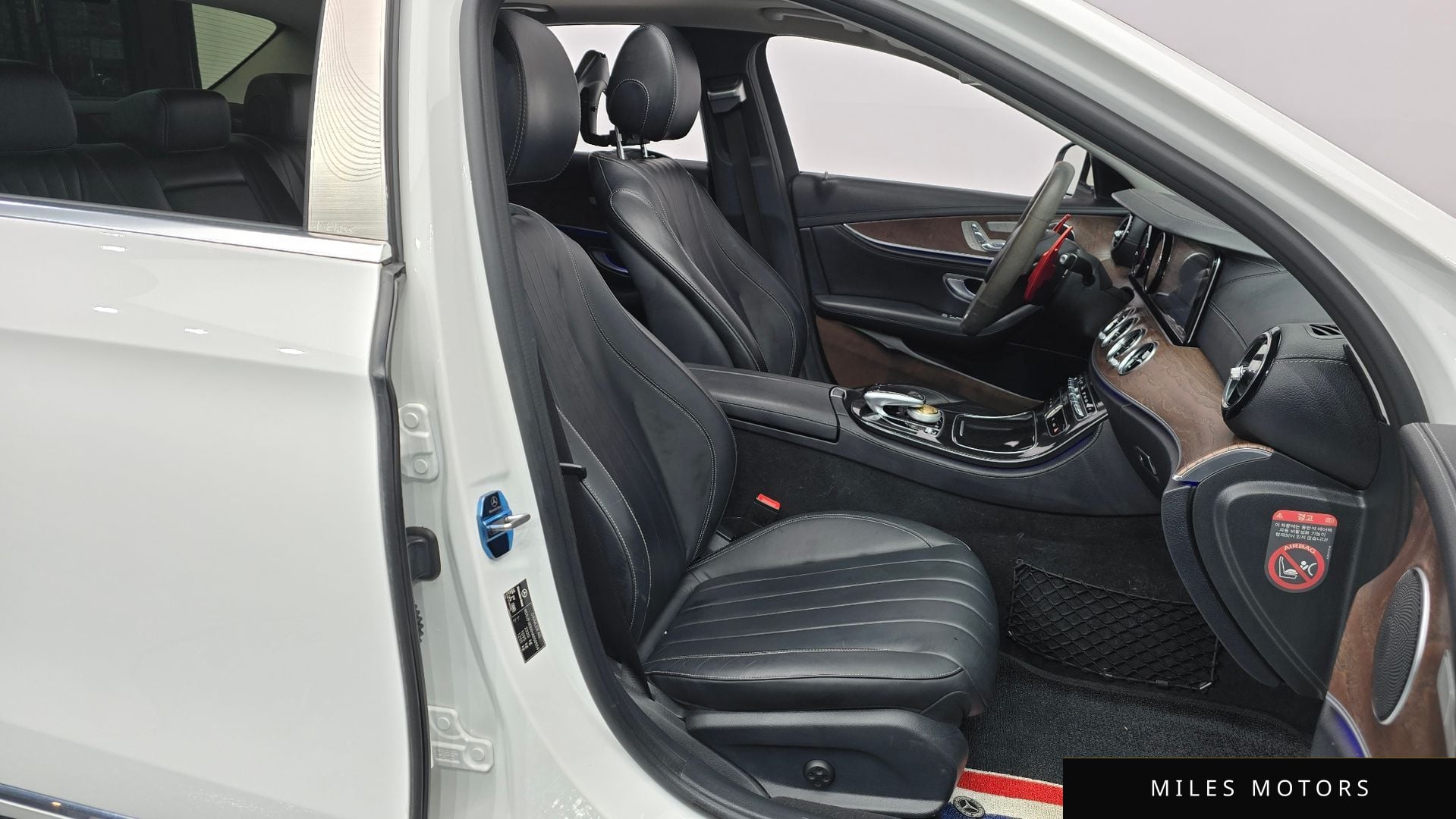 Mercedes-Benz E-Class W213 2017 — миниатюра 10