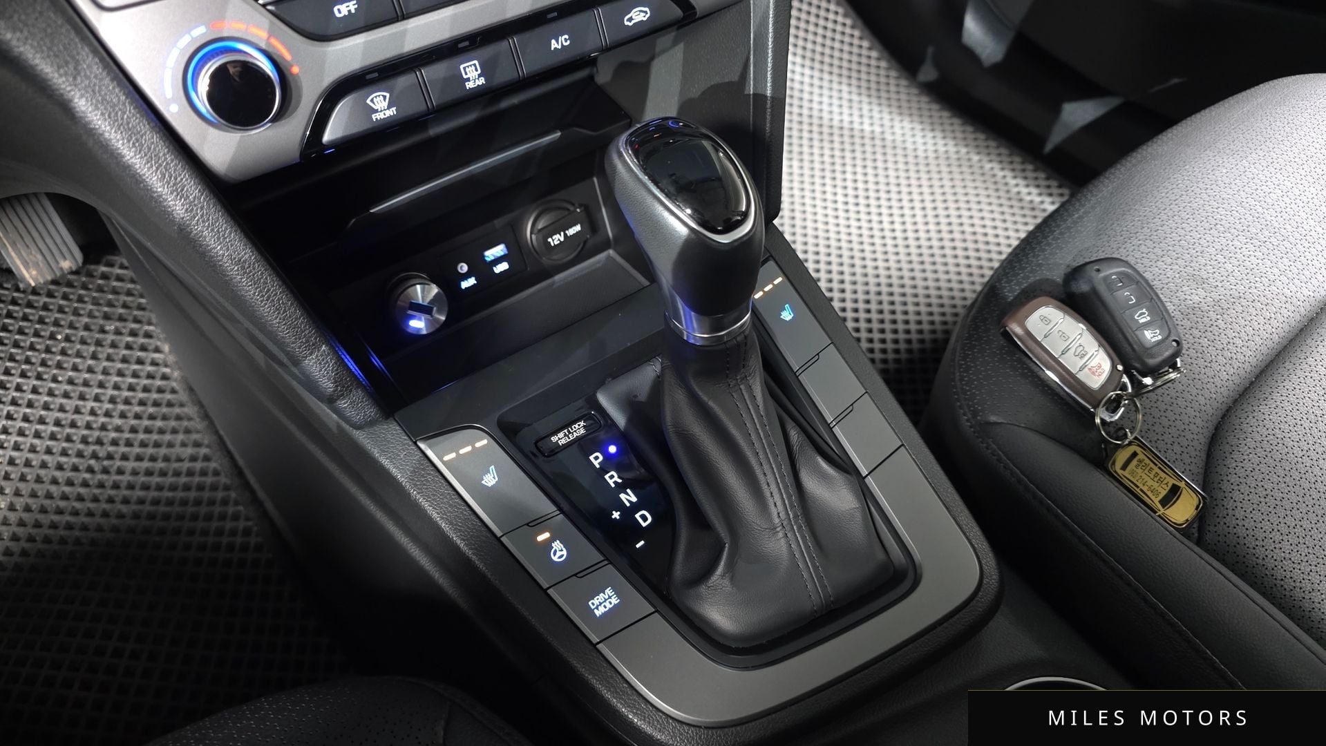 Hyundai AVANTE 2016 — миниатюра 9