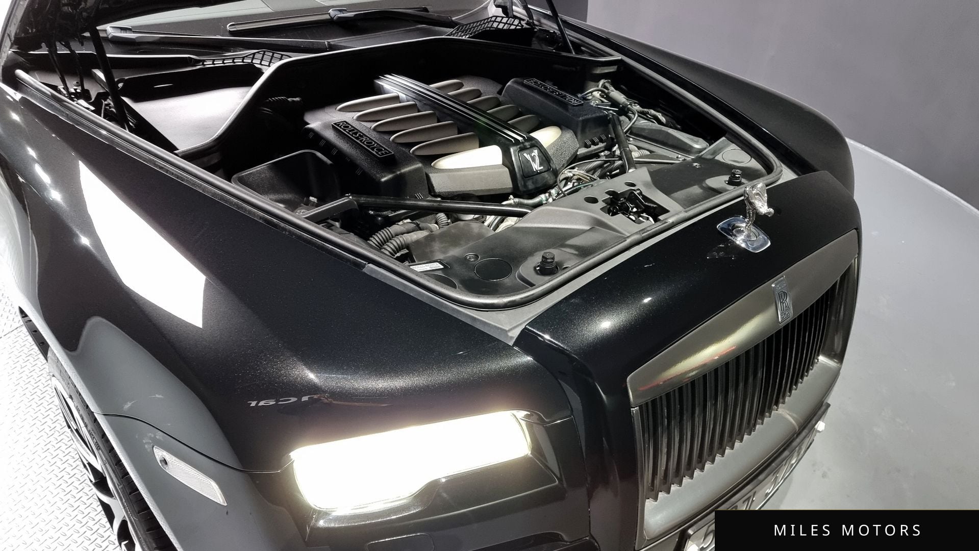 Rolls-Royce 고스트 2015 — миниатюра 6