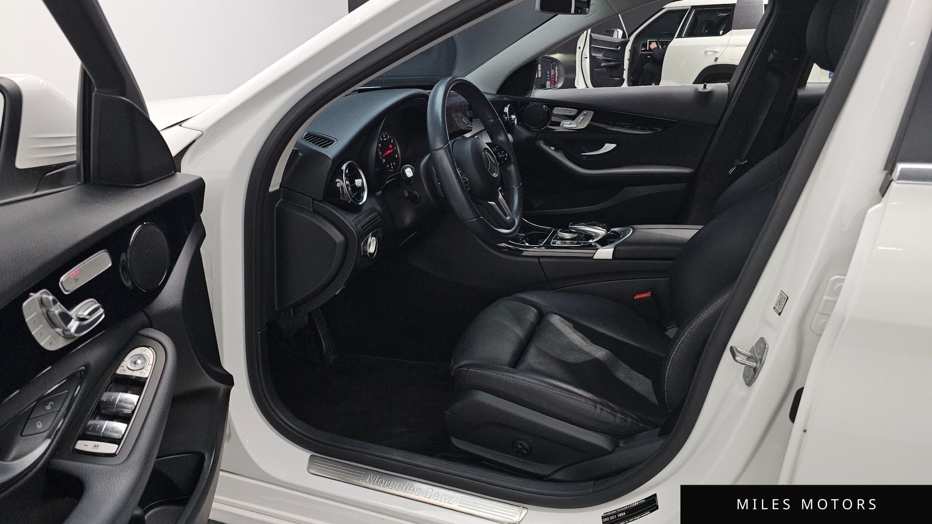 Mercedes-Benz C-Class W205 2019 — миниатюра 11