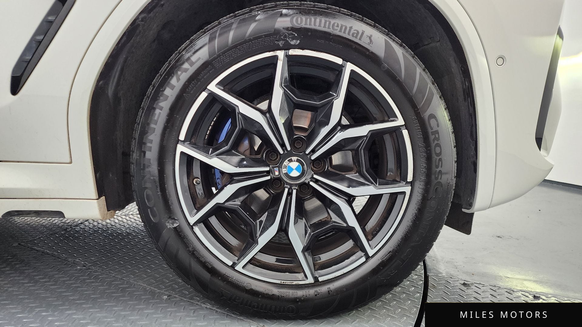 BMW X4 (G02) 2023 — миниатюра 5