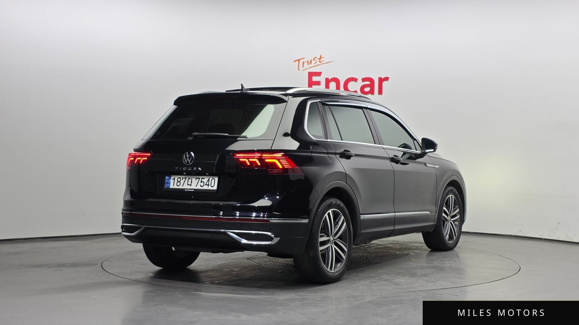 Volkswagen Tiguan 2023 — миниатюра 2