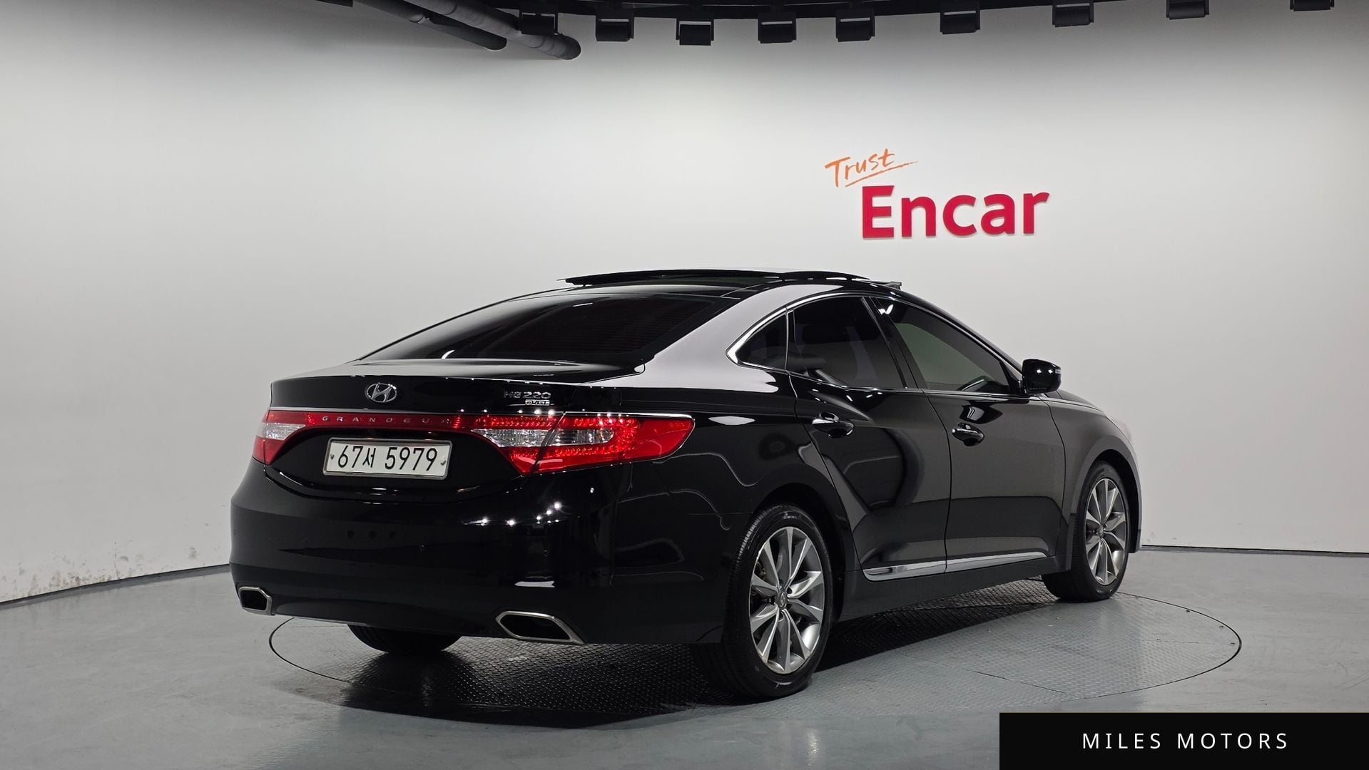 Hyundai 그랜저 HG 2015 — миниатюра 2