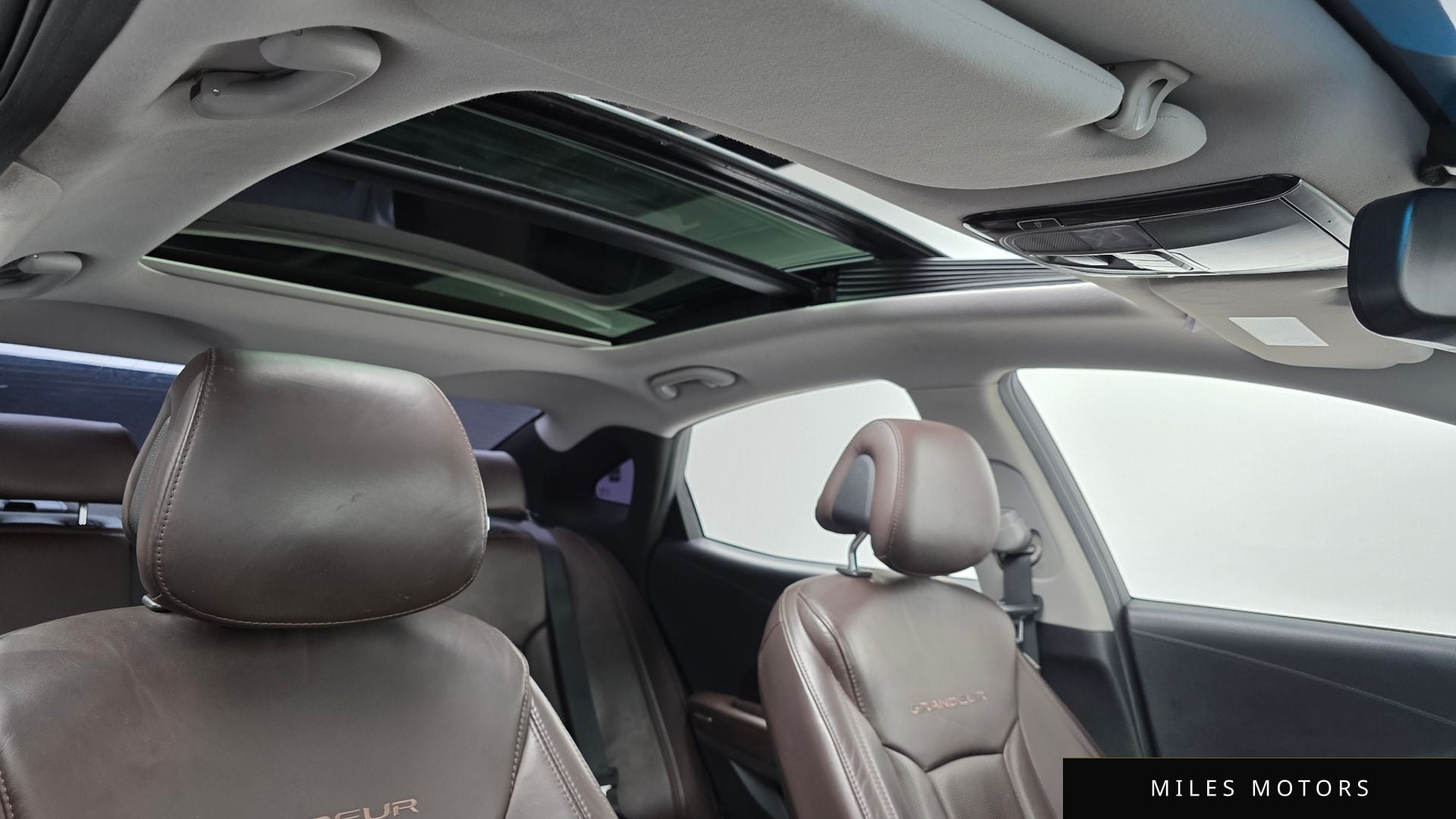 Hyundai 그랜저 HG 2015 — миниатюра 16