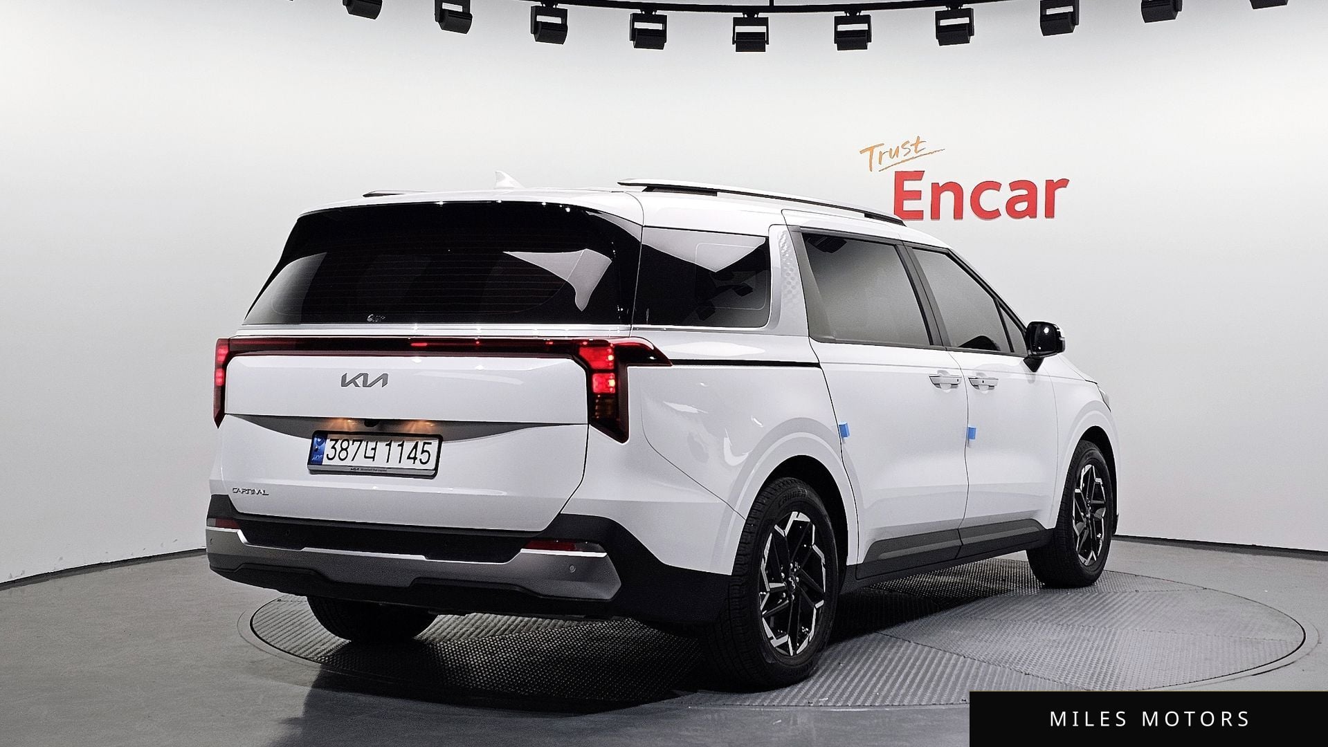 Kia Canival 2024 — миниатюра 2