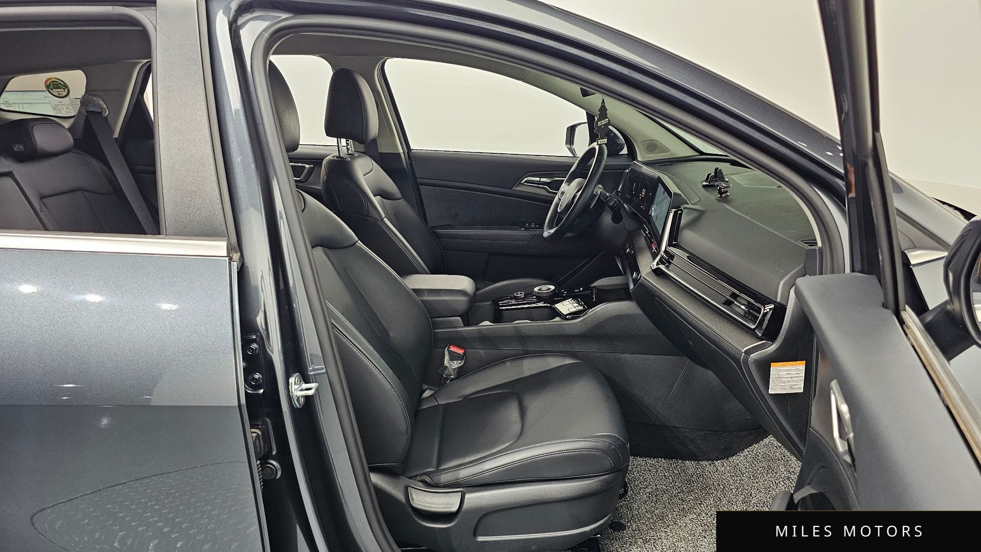 Kia Sportage 2022 — миниатюра 10