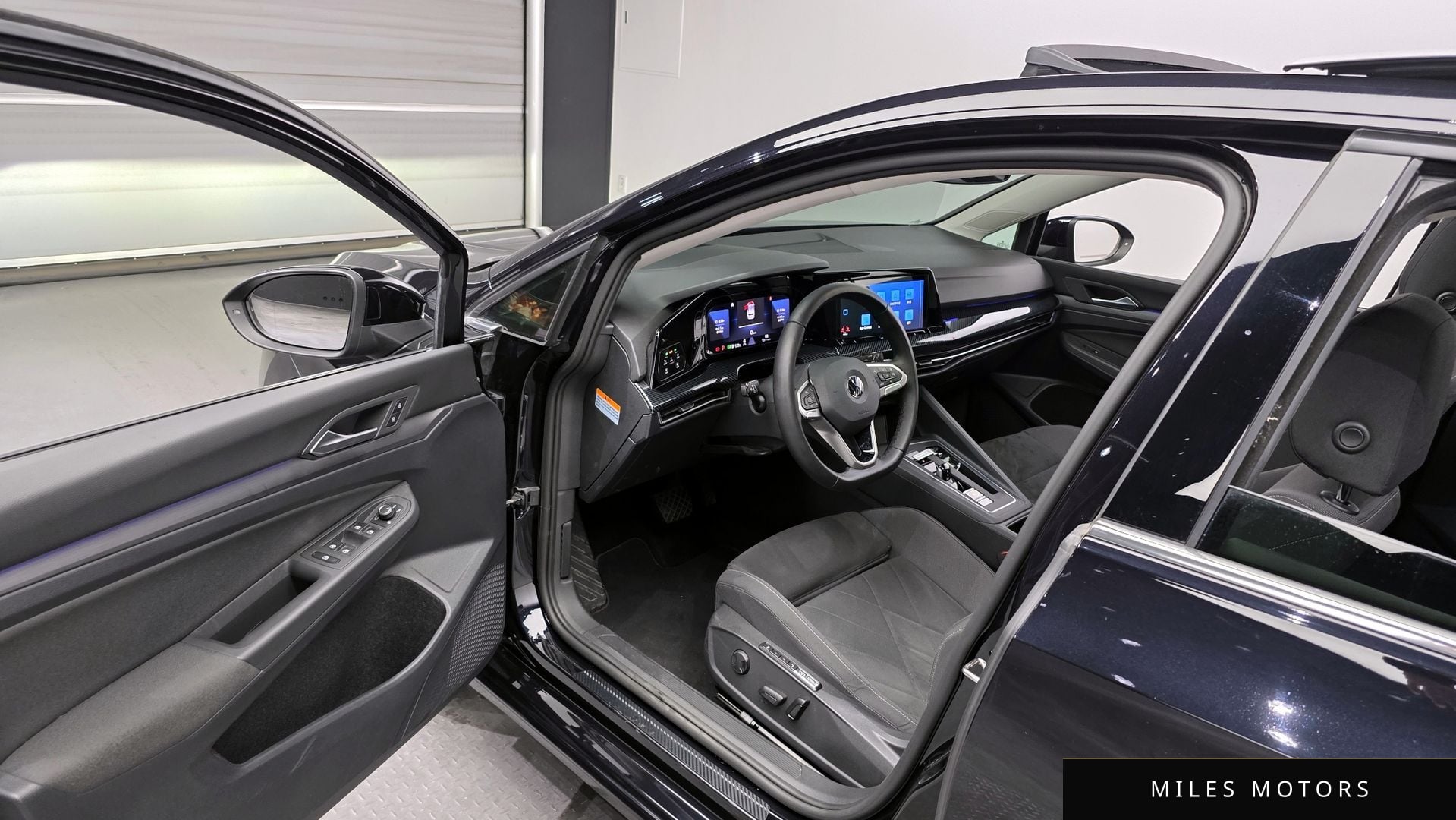 Volkswagen Golf 2022 — миниатюра 10