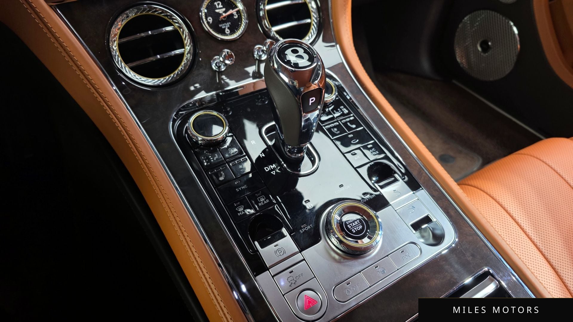 Bentley Continental GT 2022 — миниатюра 9
