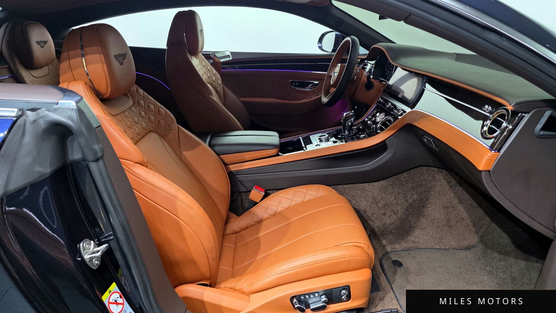Bentley Continental GT 2022 — миниатюра 11
