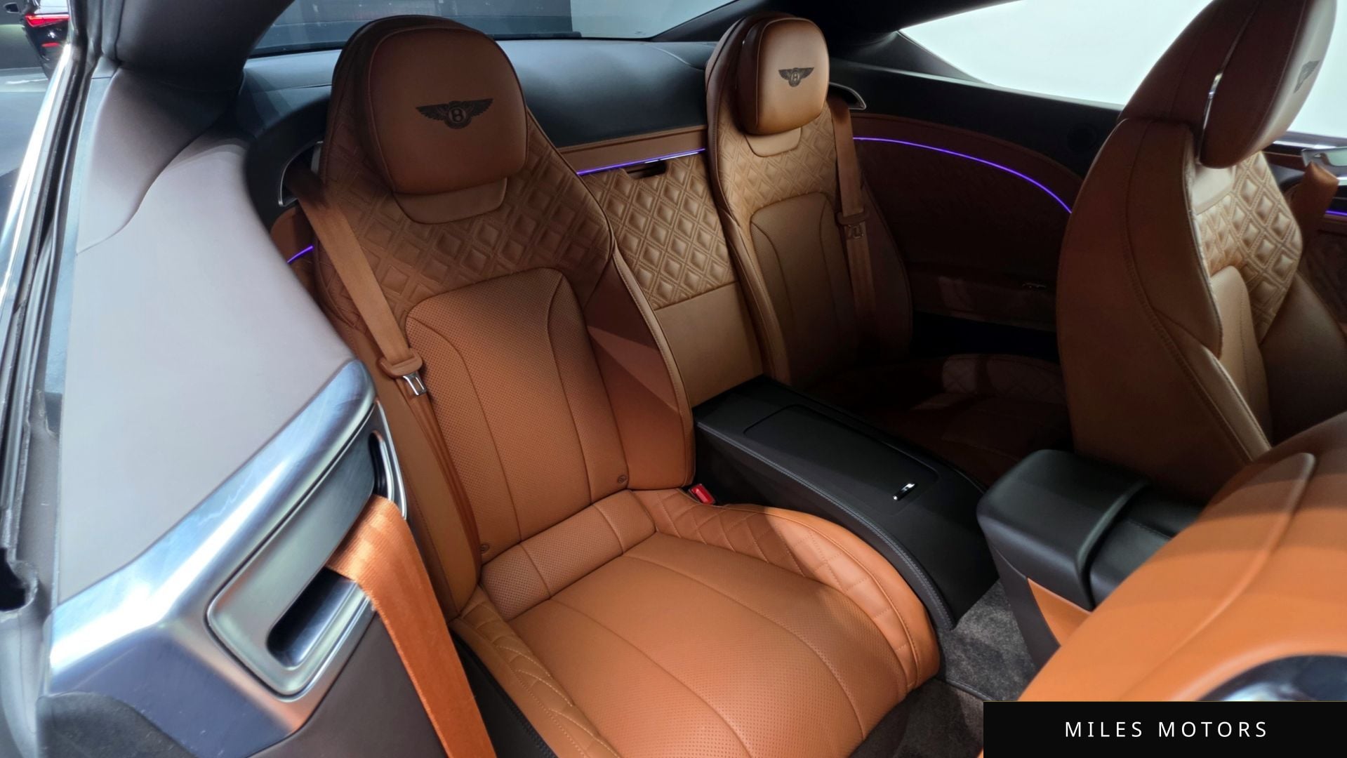 Bentley Continental GT 2022 — миниатюра 12
