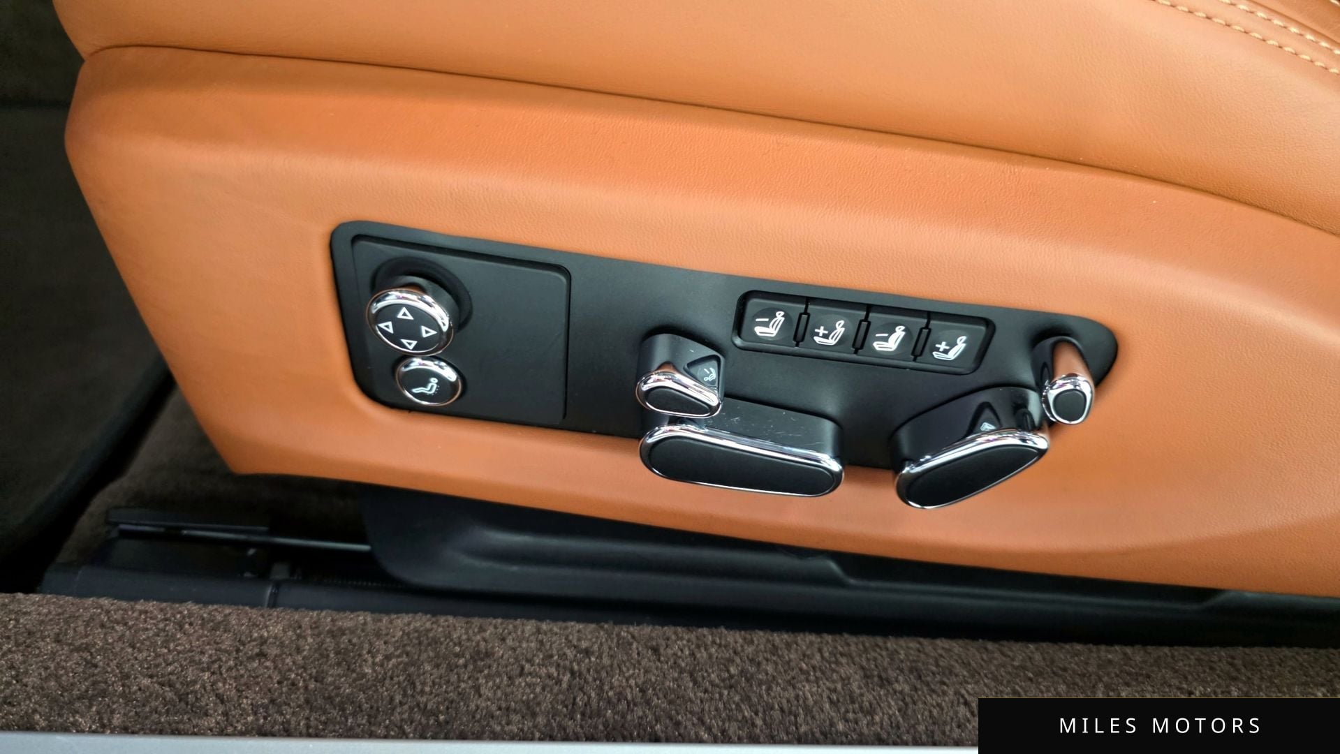 Bentley Continental GT 2022 — миниатюра 19