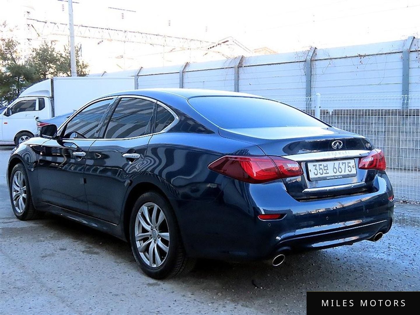 Infiniti Q70 2019 — миниатюра 3
