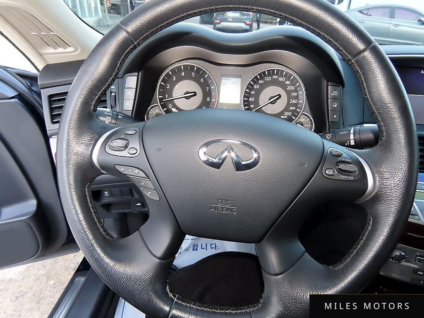 Infiniti Q70 2019 — миниатюра 8