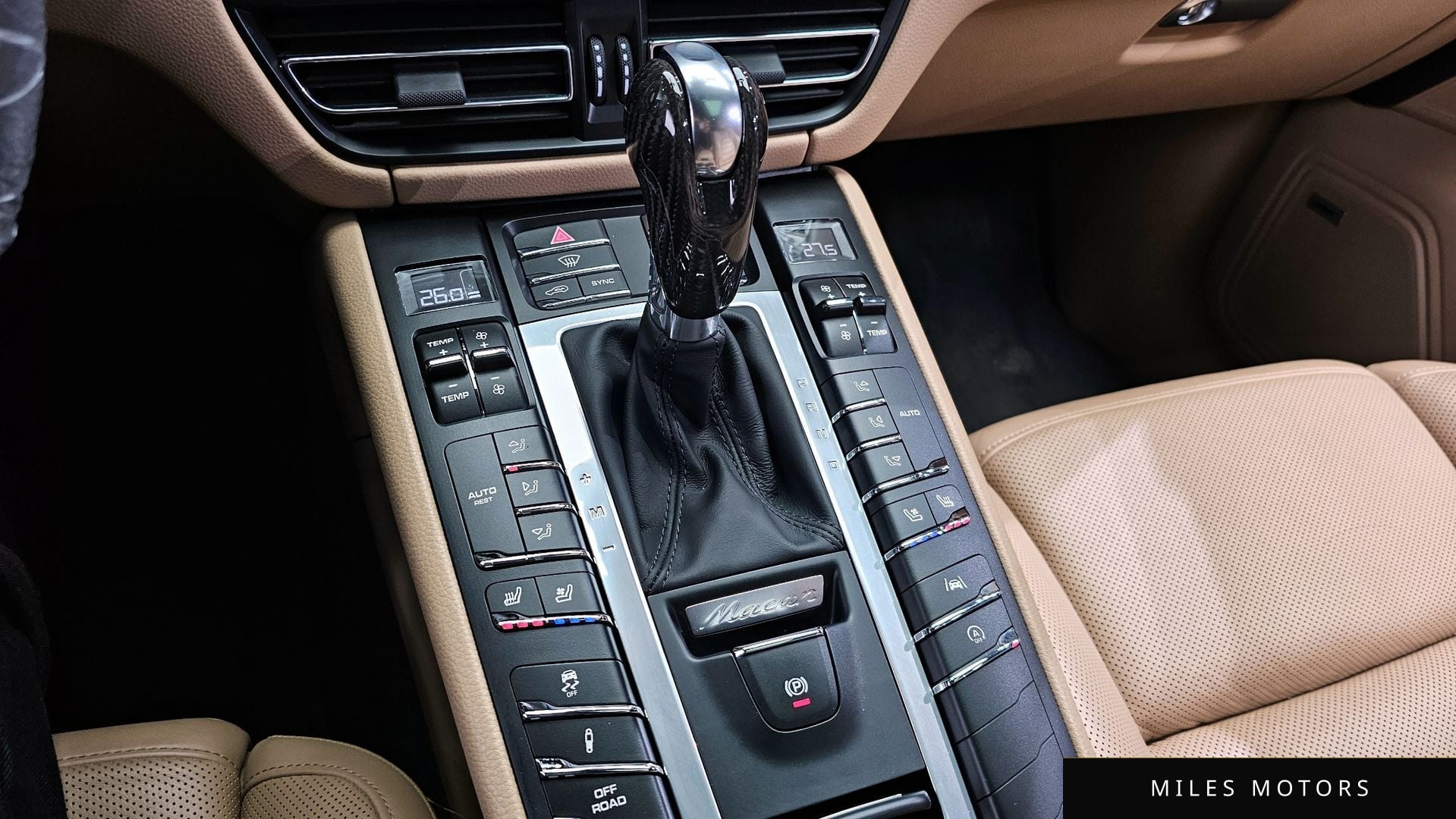 Porsche Macan 2021 — миниатюра 9