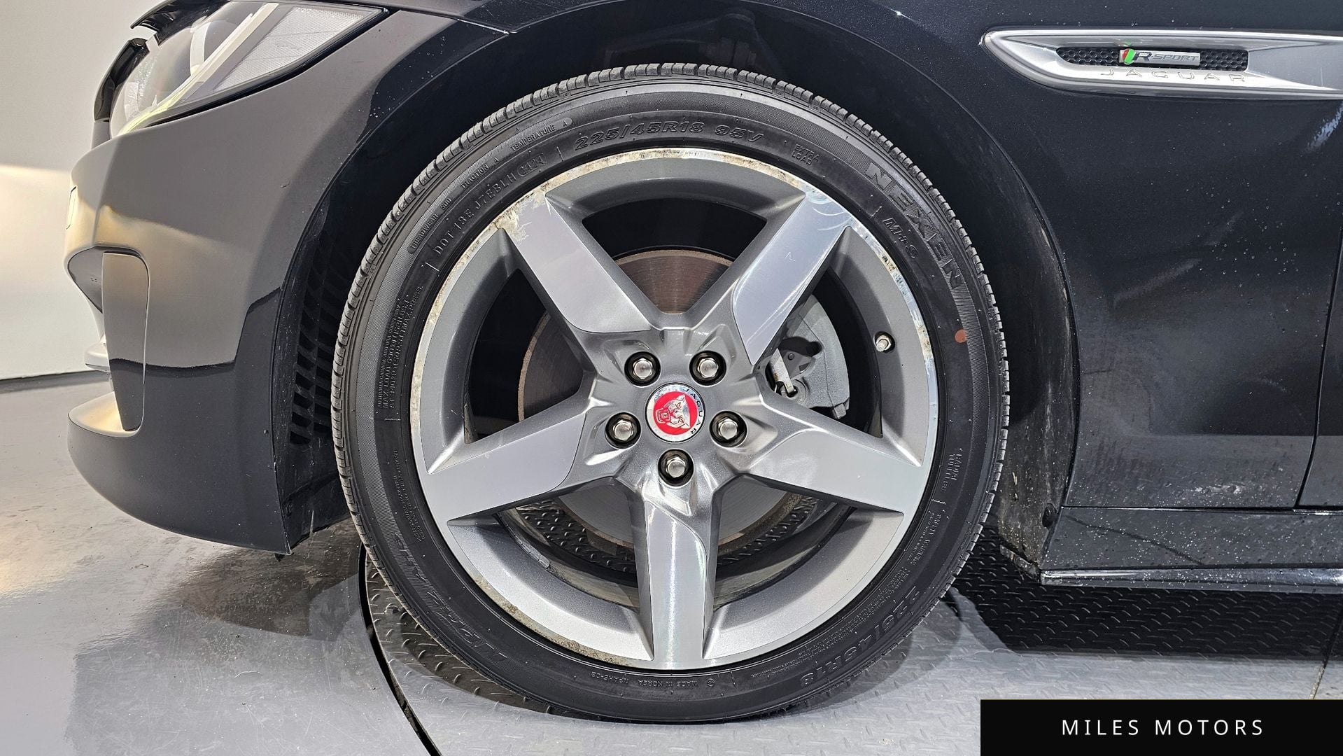 Jaguar XE 2016 — миниатюра 5