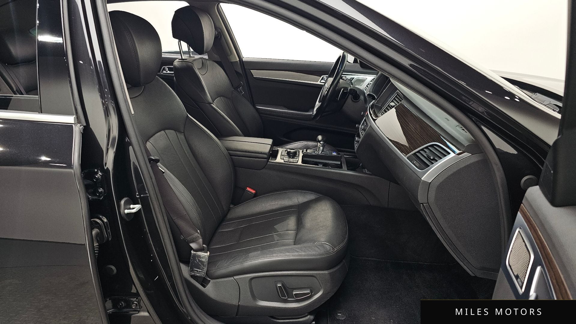 Genesis G80 2019 — миниатюра 11