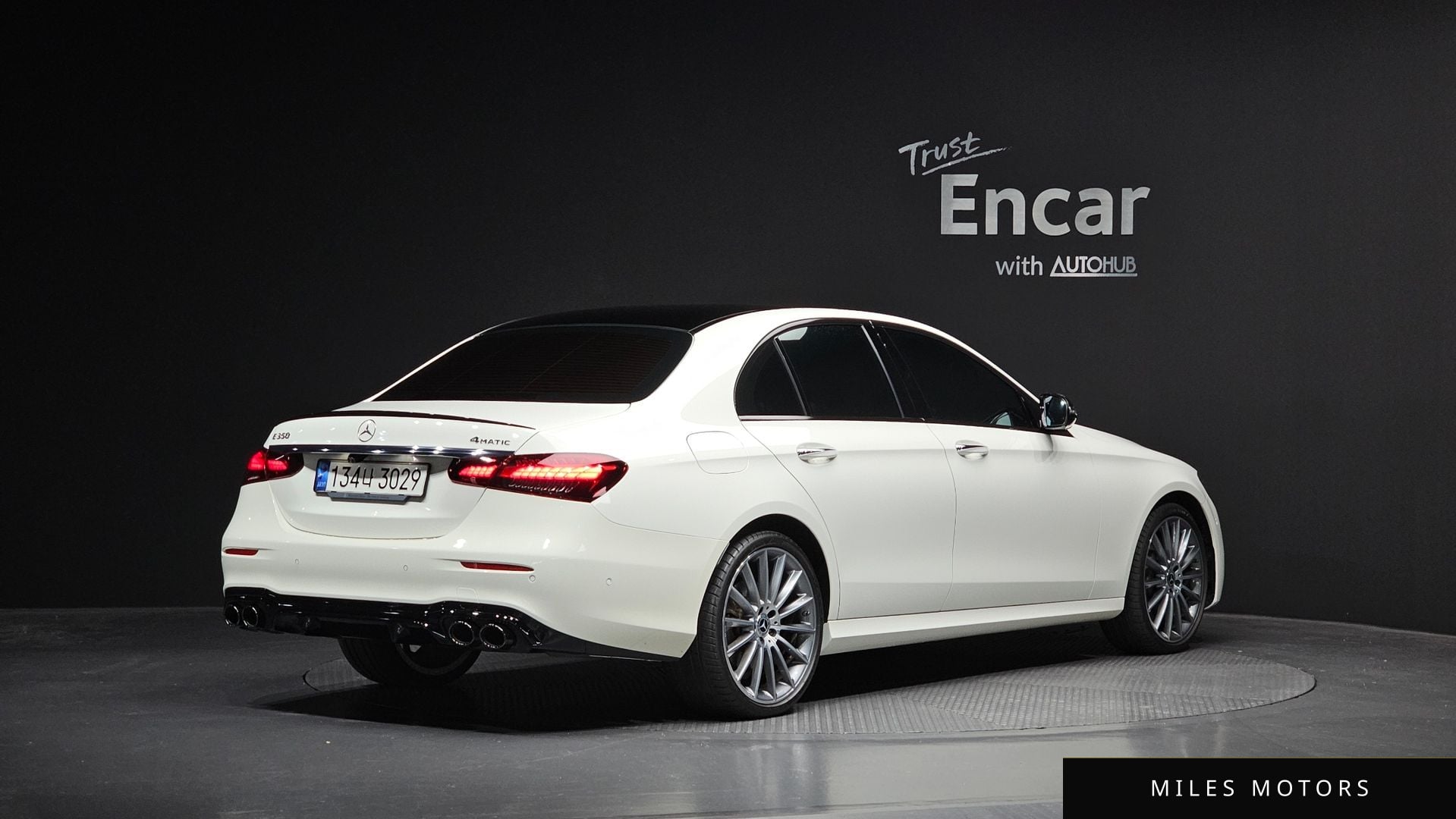 Mercedes-Benz E-Class W213 2021 — миниатюра 2