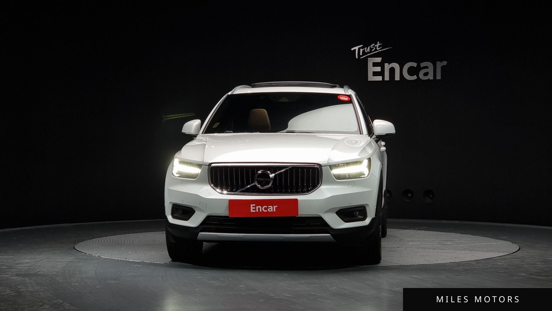 Volvo XC40 2020 — миниатюра 3