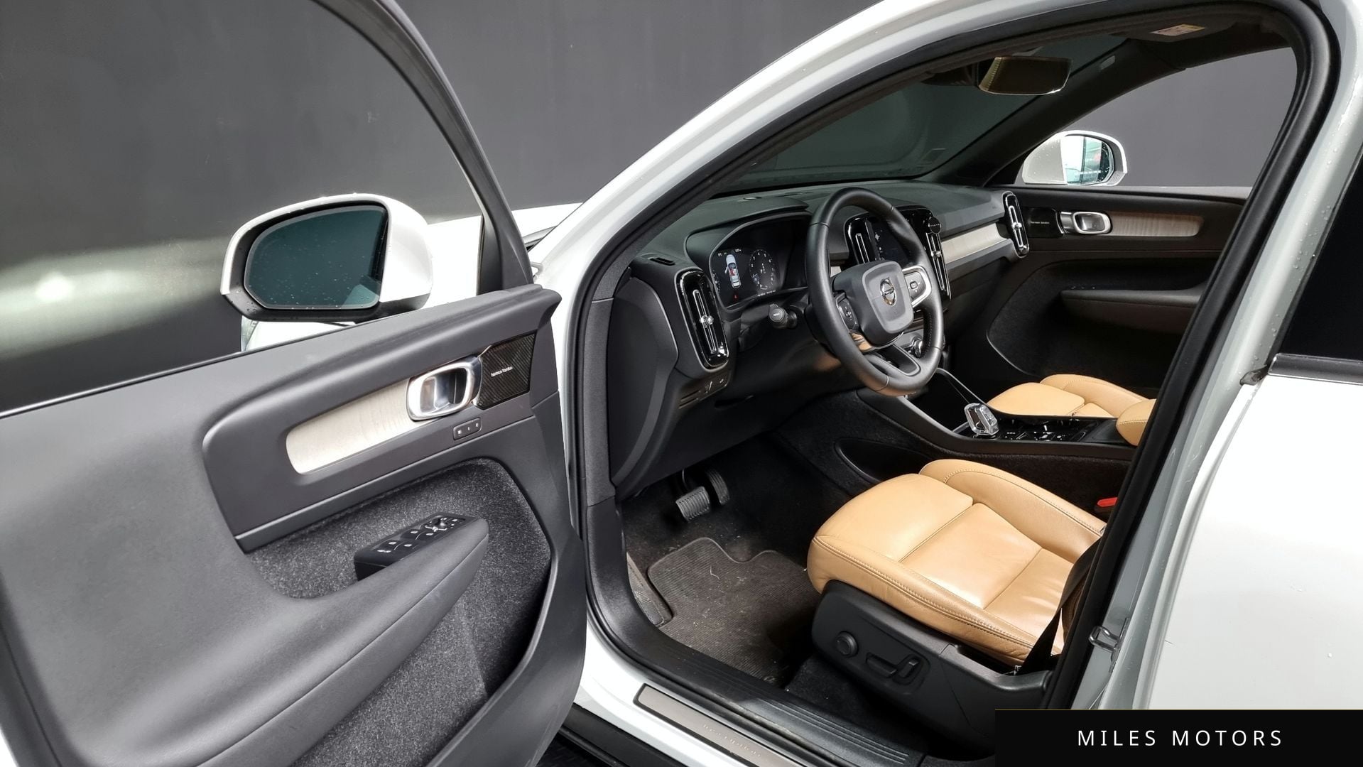 Volvo XC40 2020 — миниатюра 10