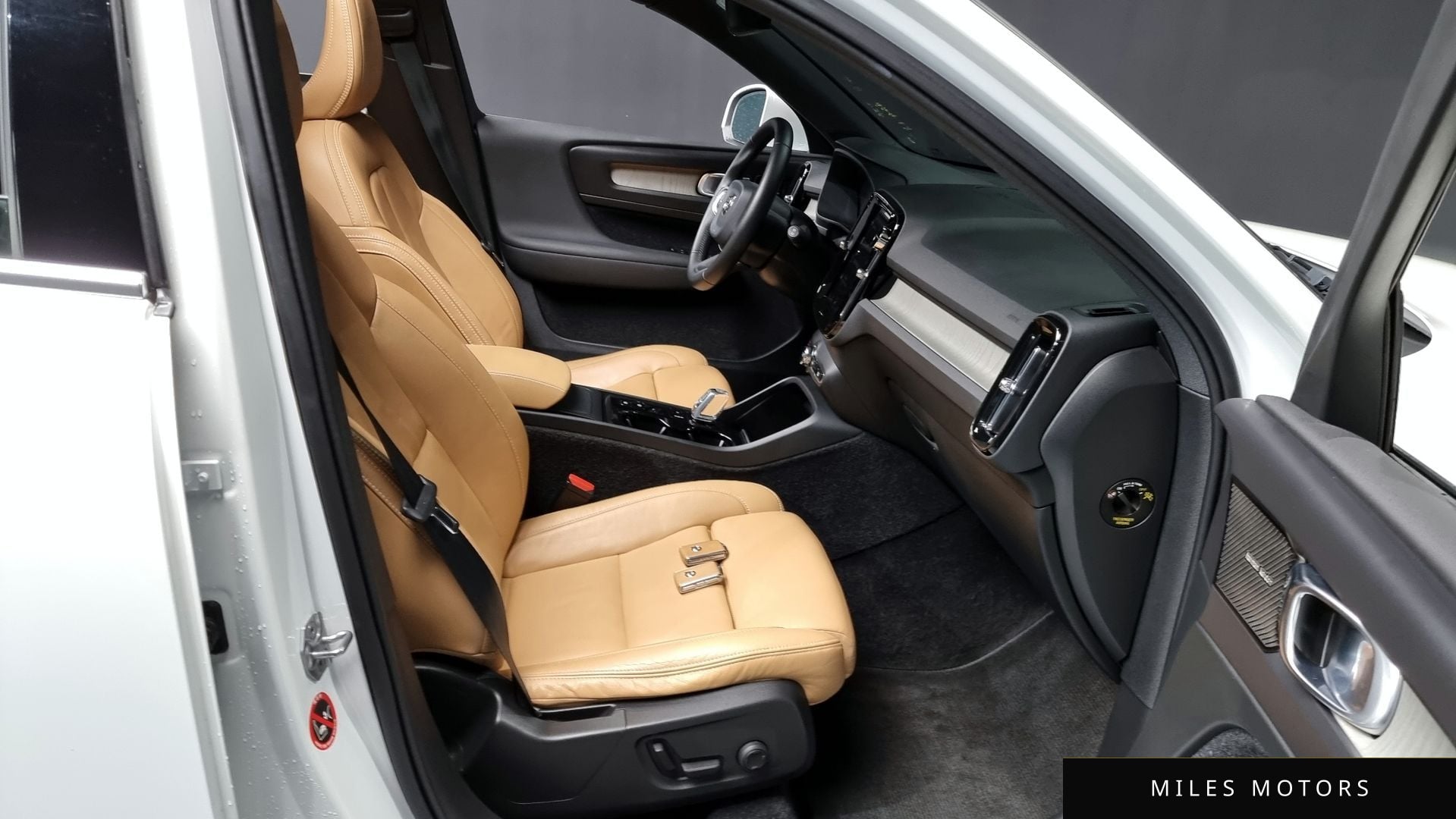 Volvo XC40 2020 — миниатюра 11